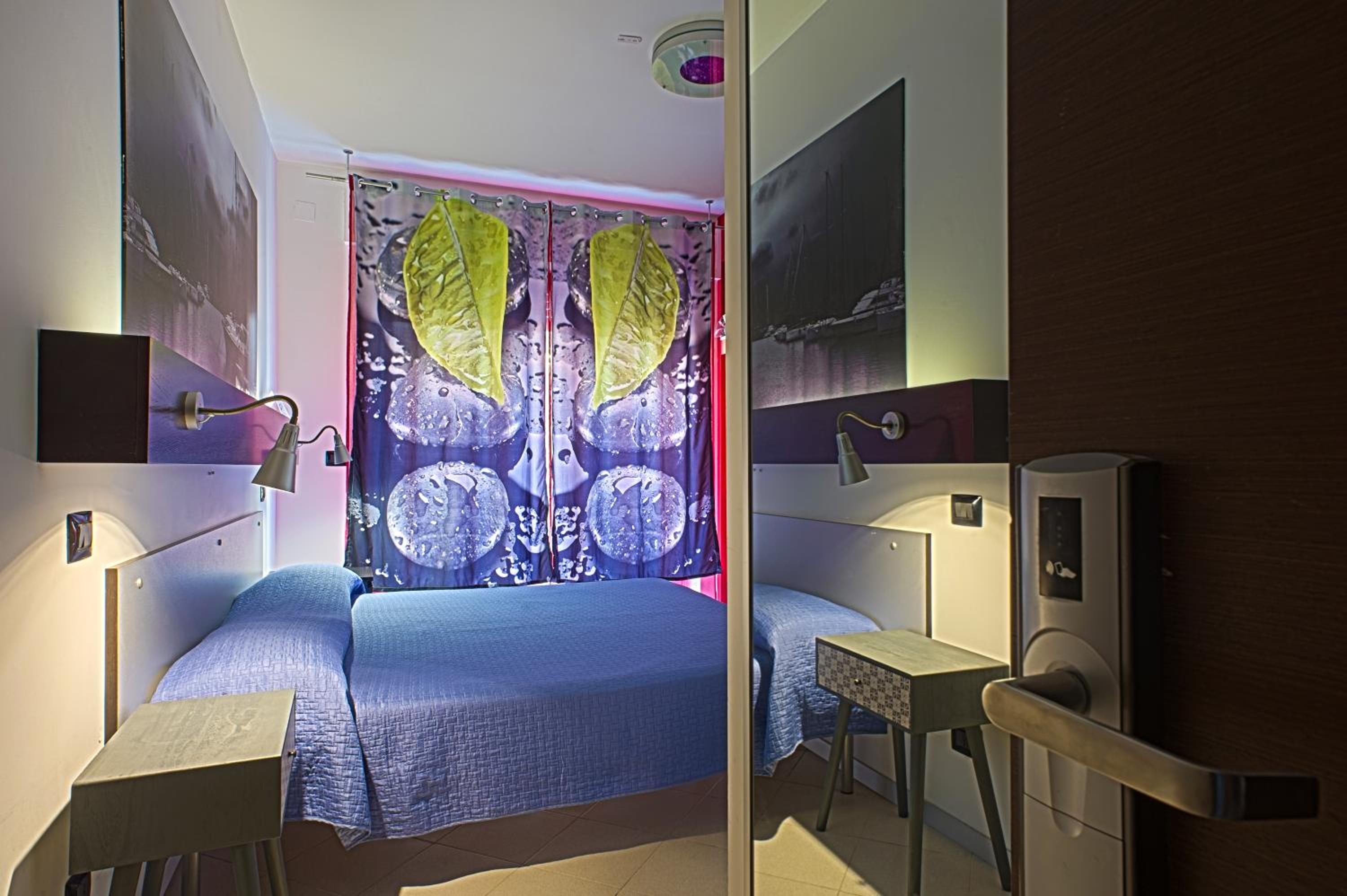 Double or Twin Room - Photo 40