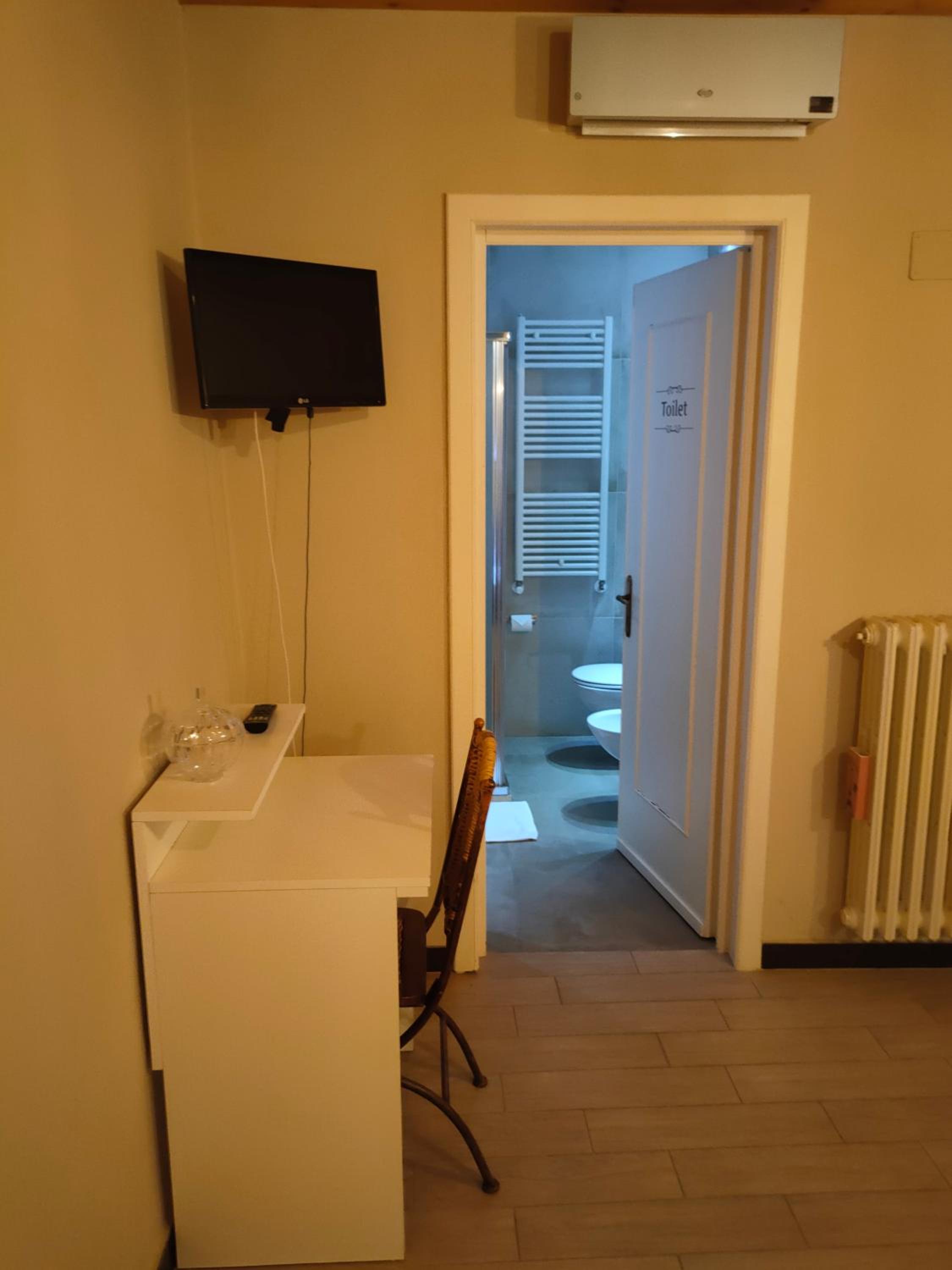 Double Room with Balcony photo 1