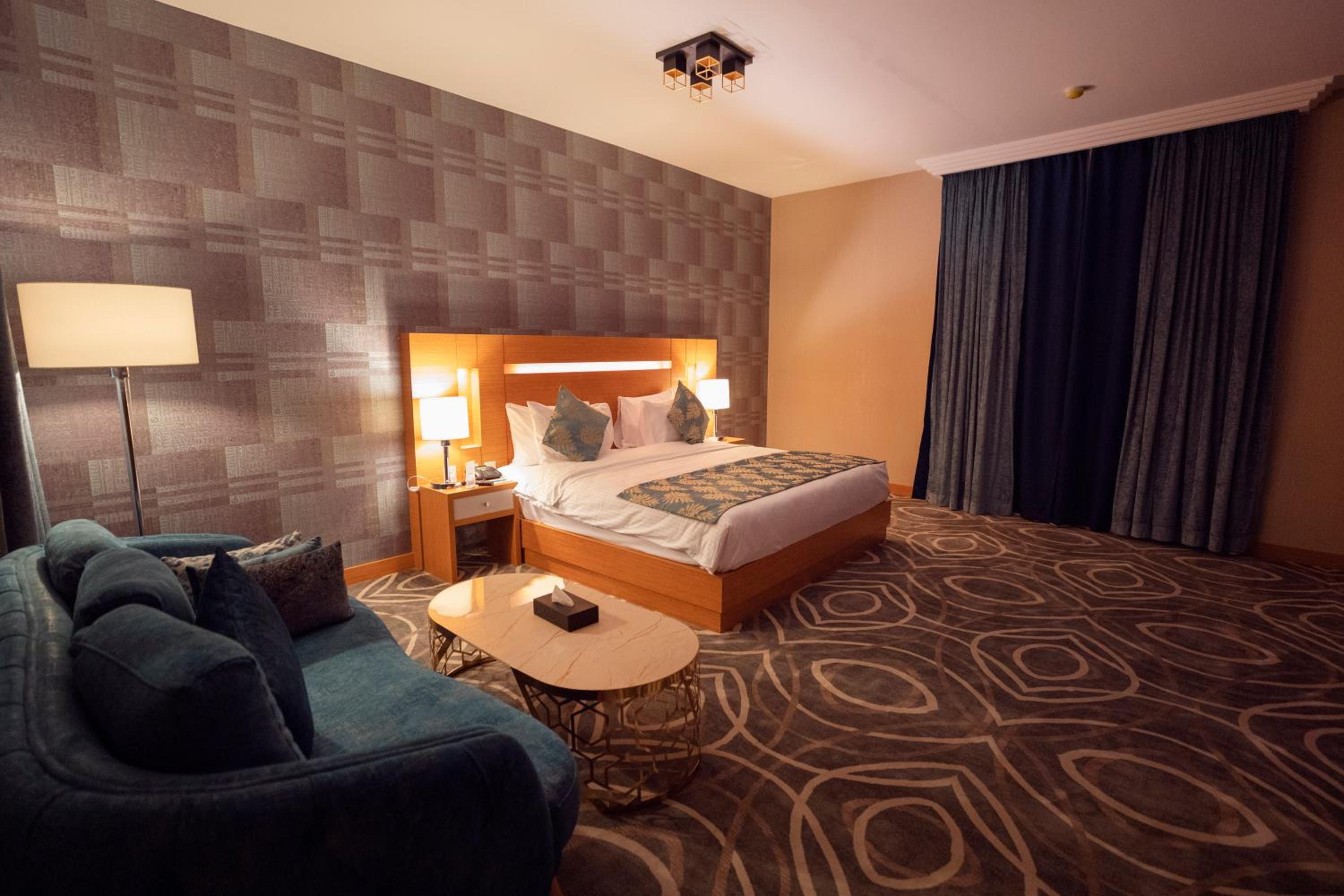 Junior Suite - Photo 1