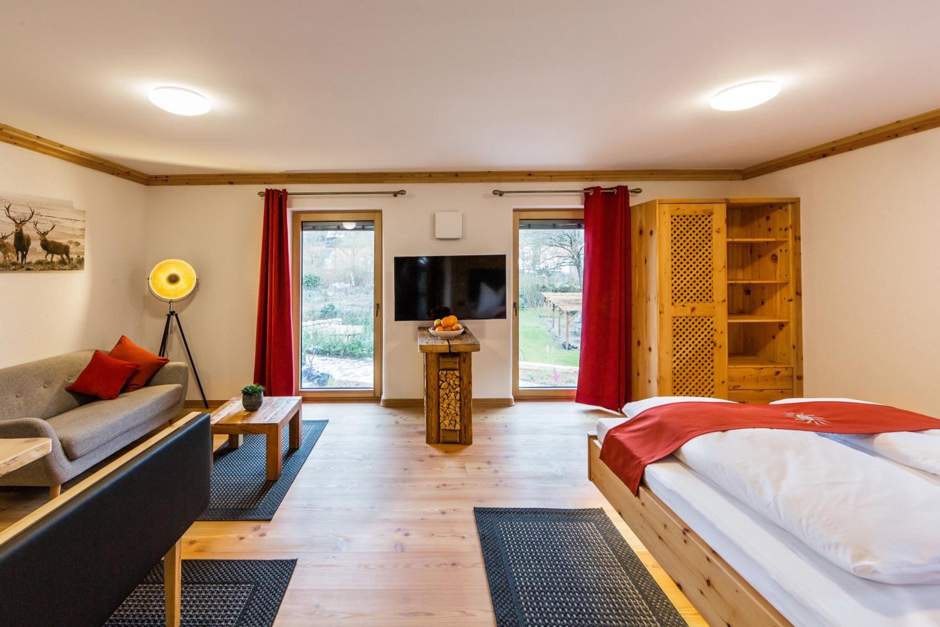 Deluxe Apartment - Photo 3
