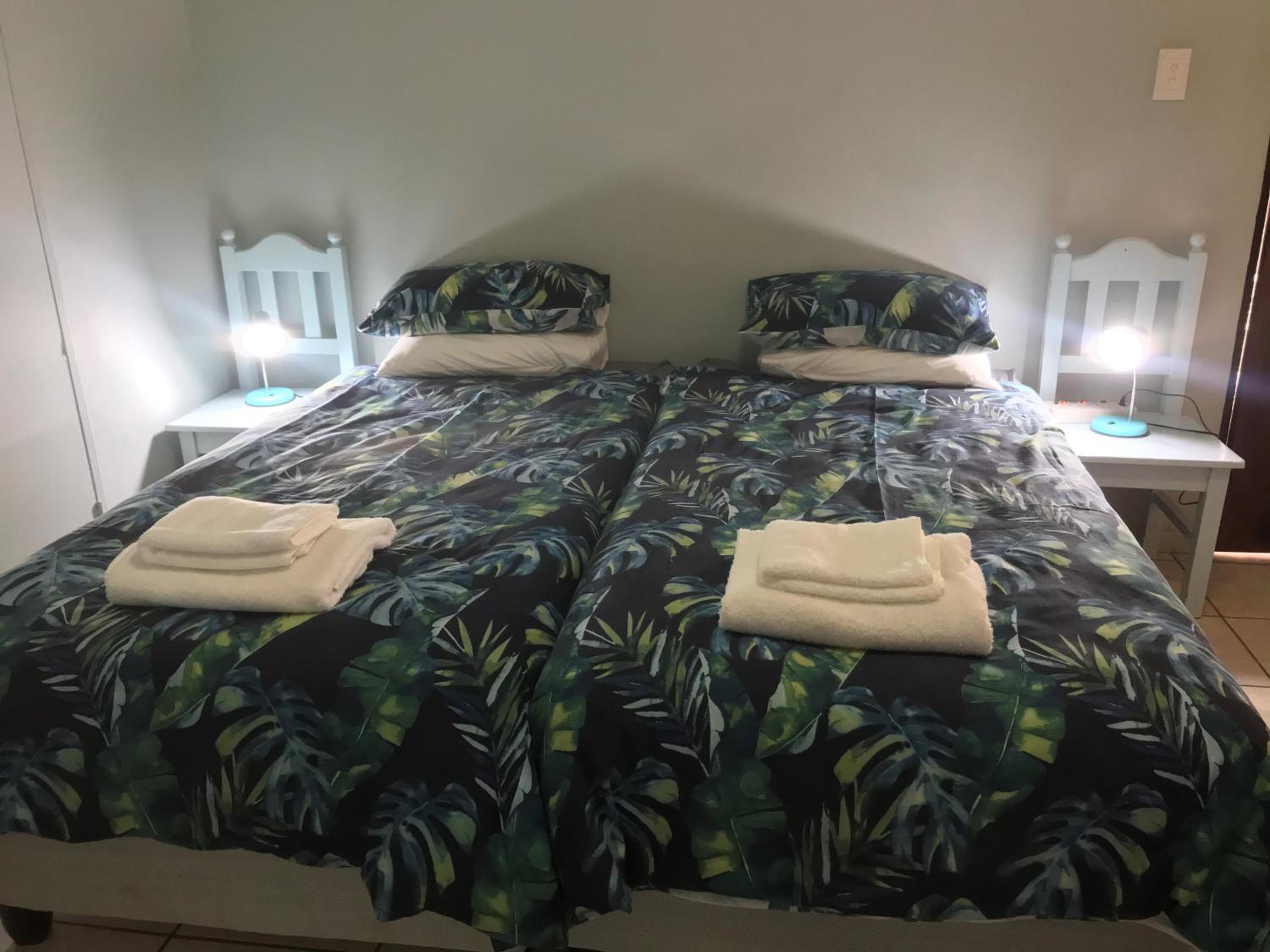 One-Bedroom Apartment - Photo 1