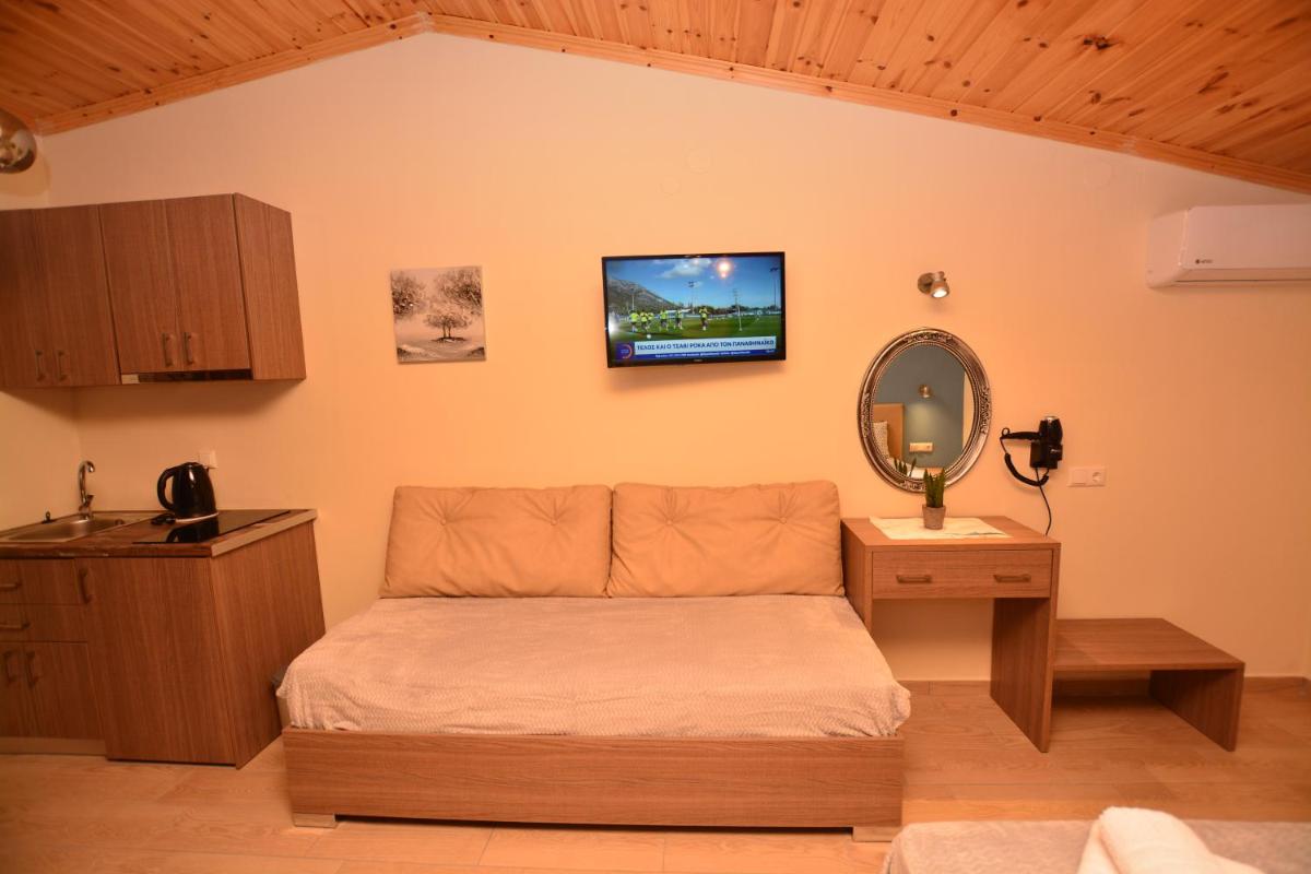 One-Bedroom Apartment photo 2
