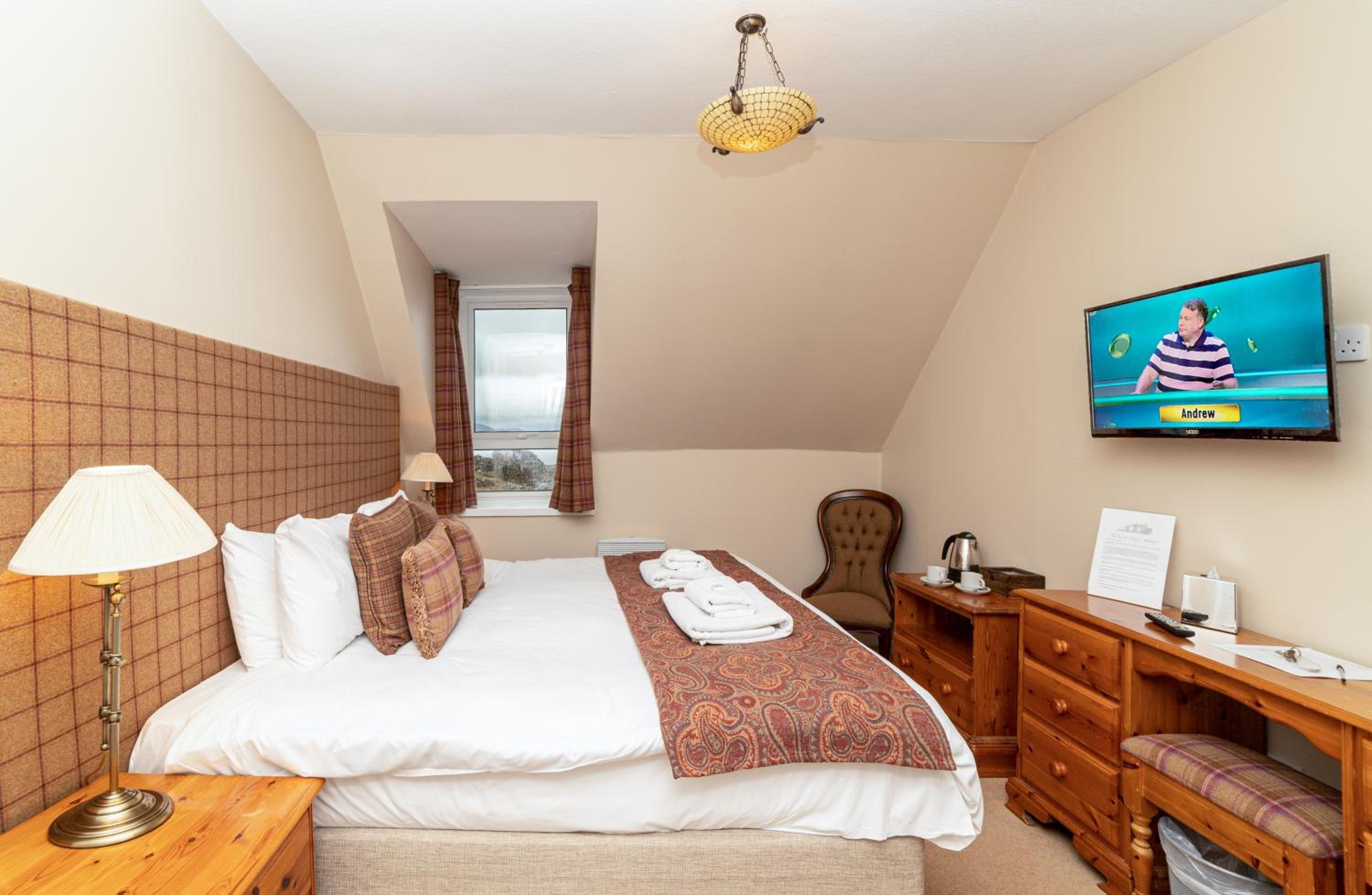 Double or Twin Room with Sea View - Photo 2