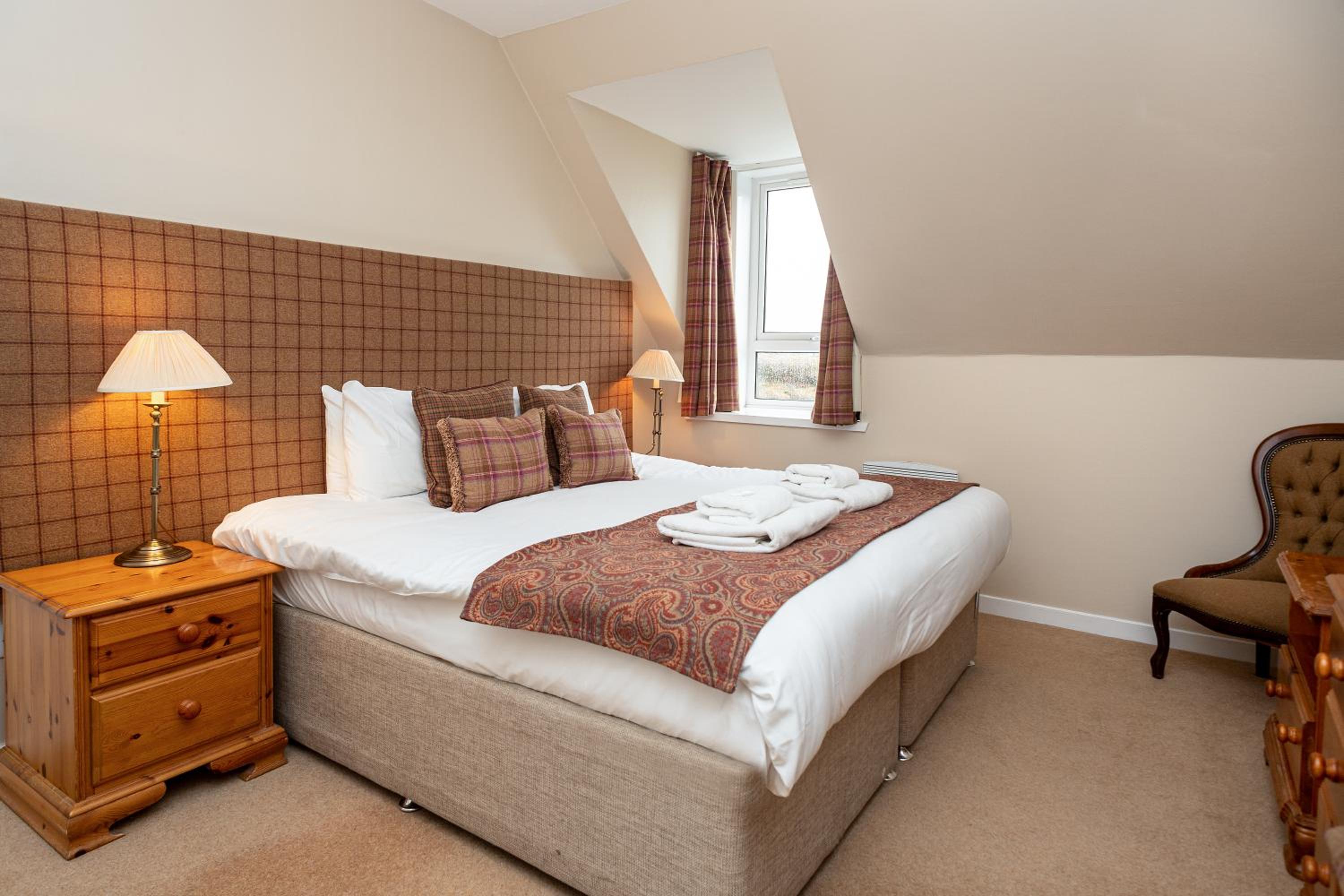 Double or Twin Room with Sea View - Photo 1