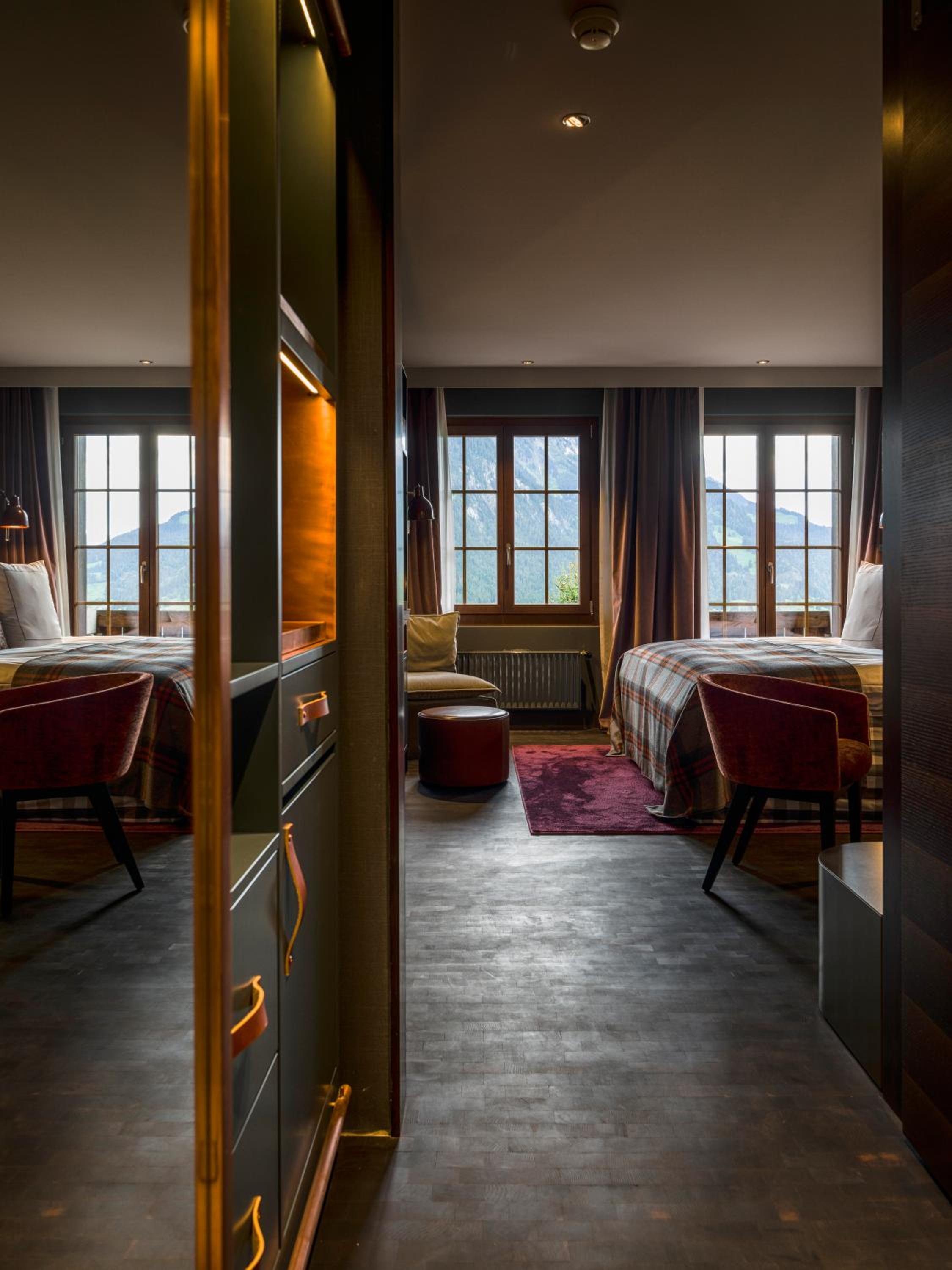 Single Room thumbnail 5
