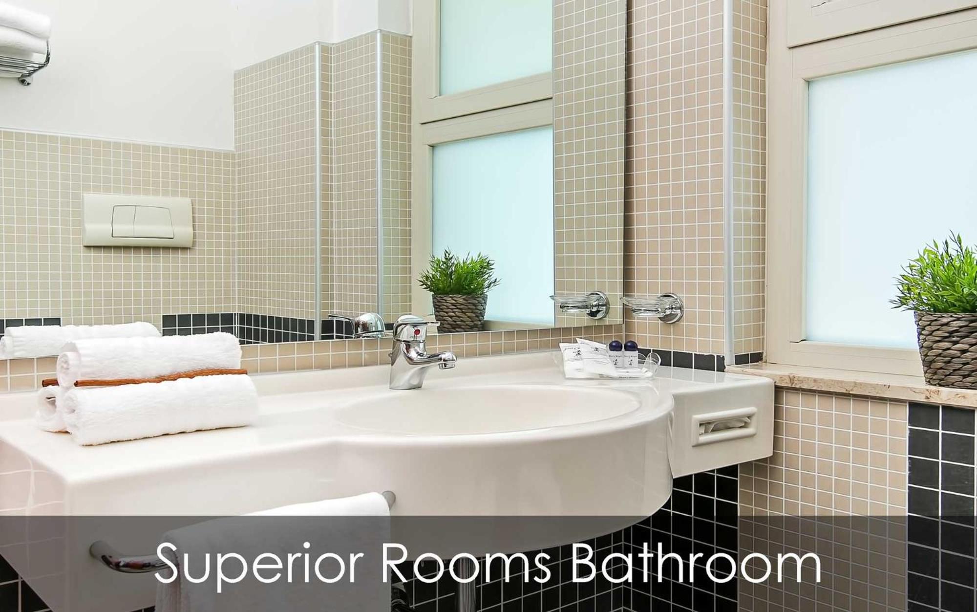 Superior Double or Twin Room - Photo 5