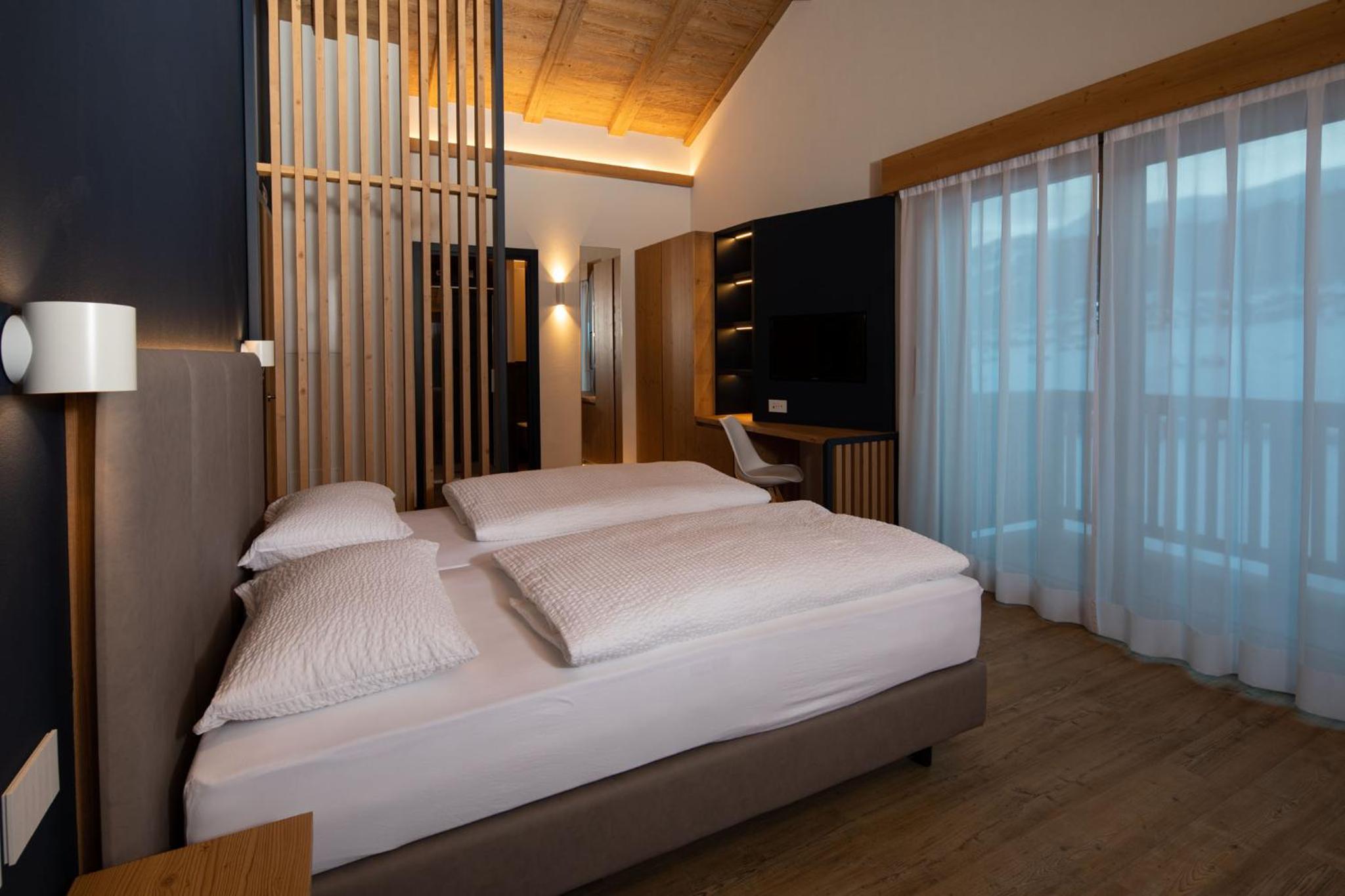 Superior Double or Twin Room - Photo 7