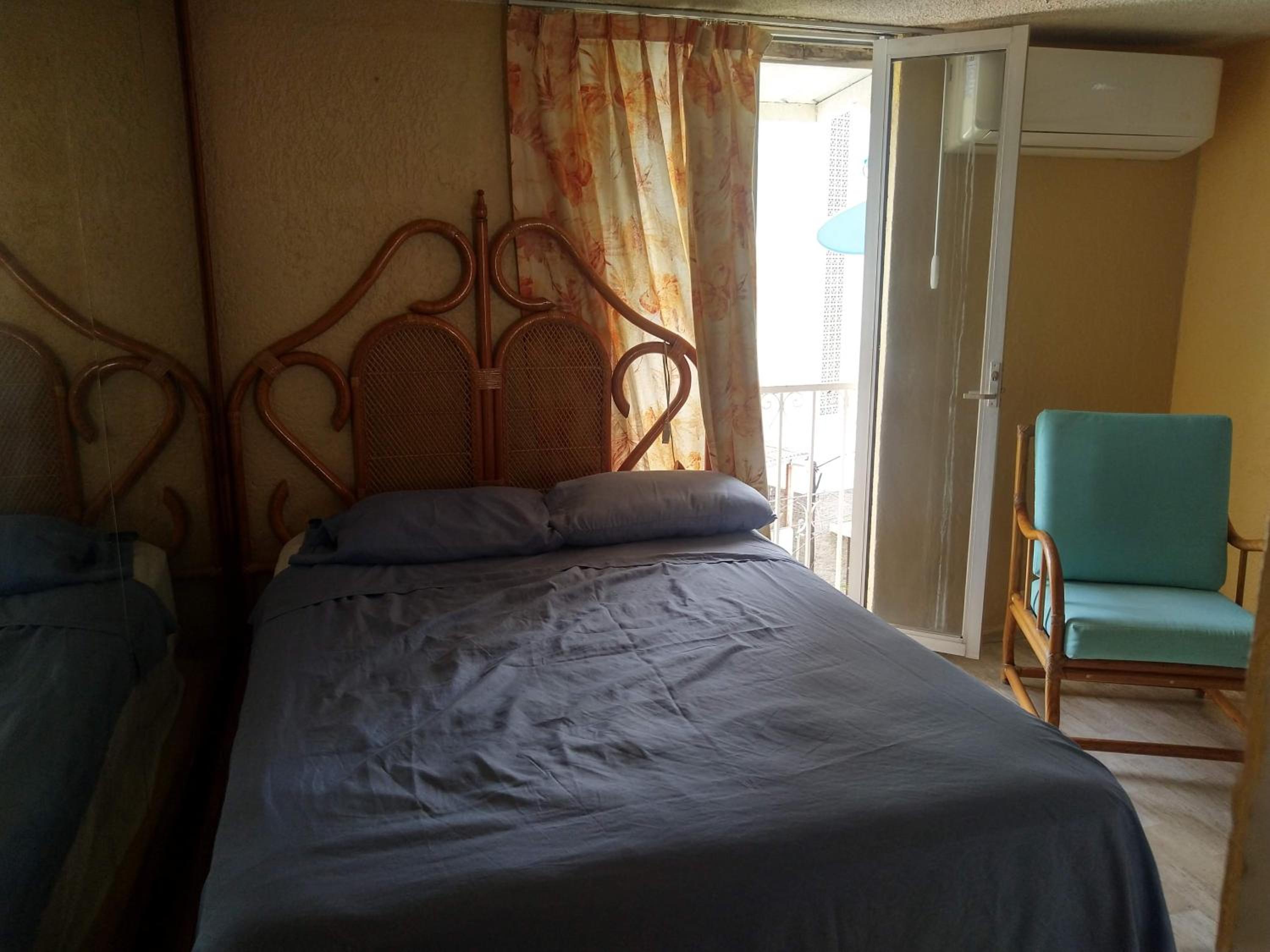 Bed in 4-Bed Mixed Dormitory Room