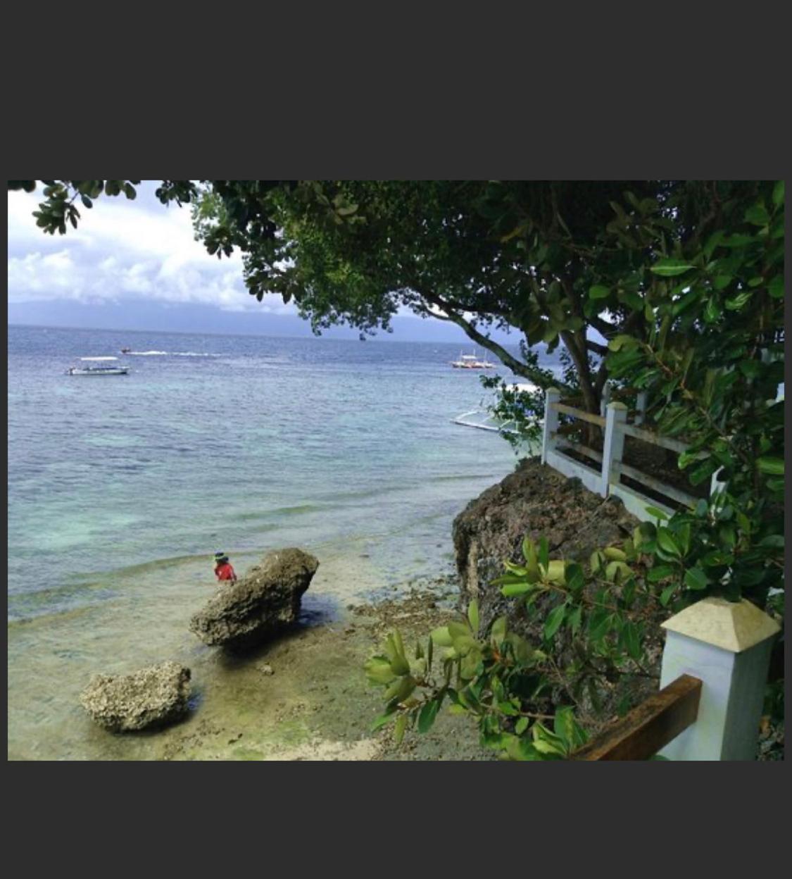 Bungalow - Water Front  - Photo 4