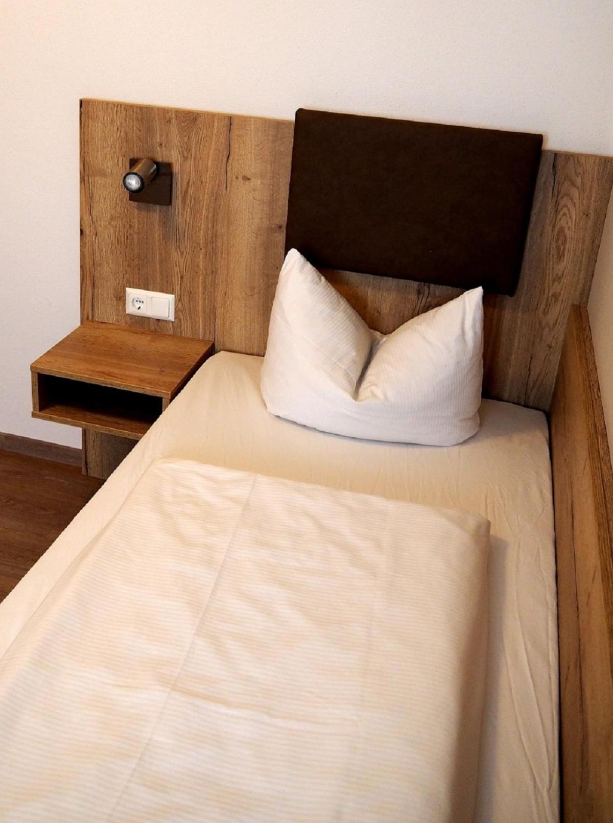 Single Room photo 1