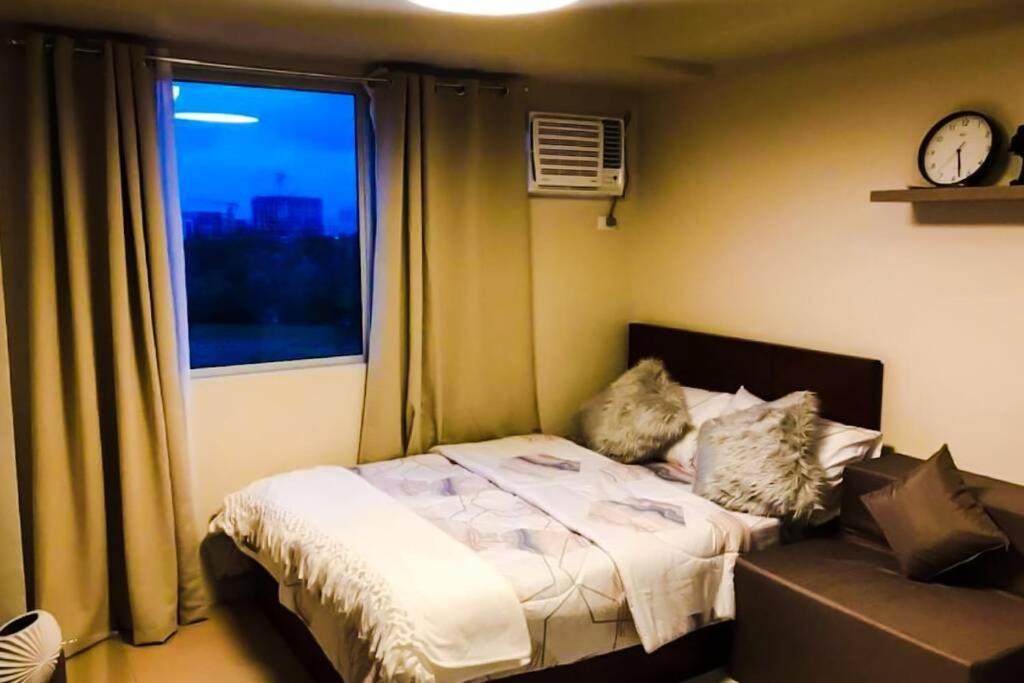 Studio Apartment photo 1