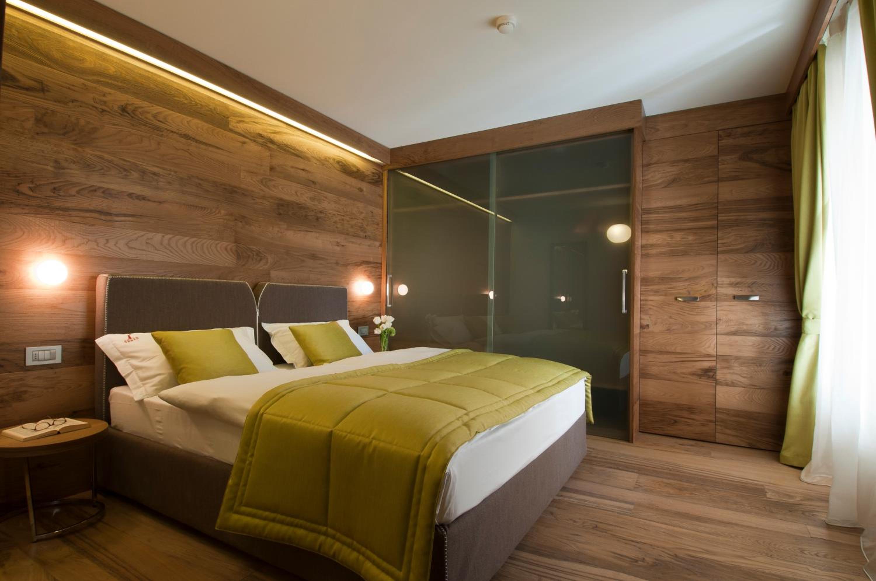Exclusive Suite - Photo 1