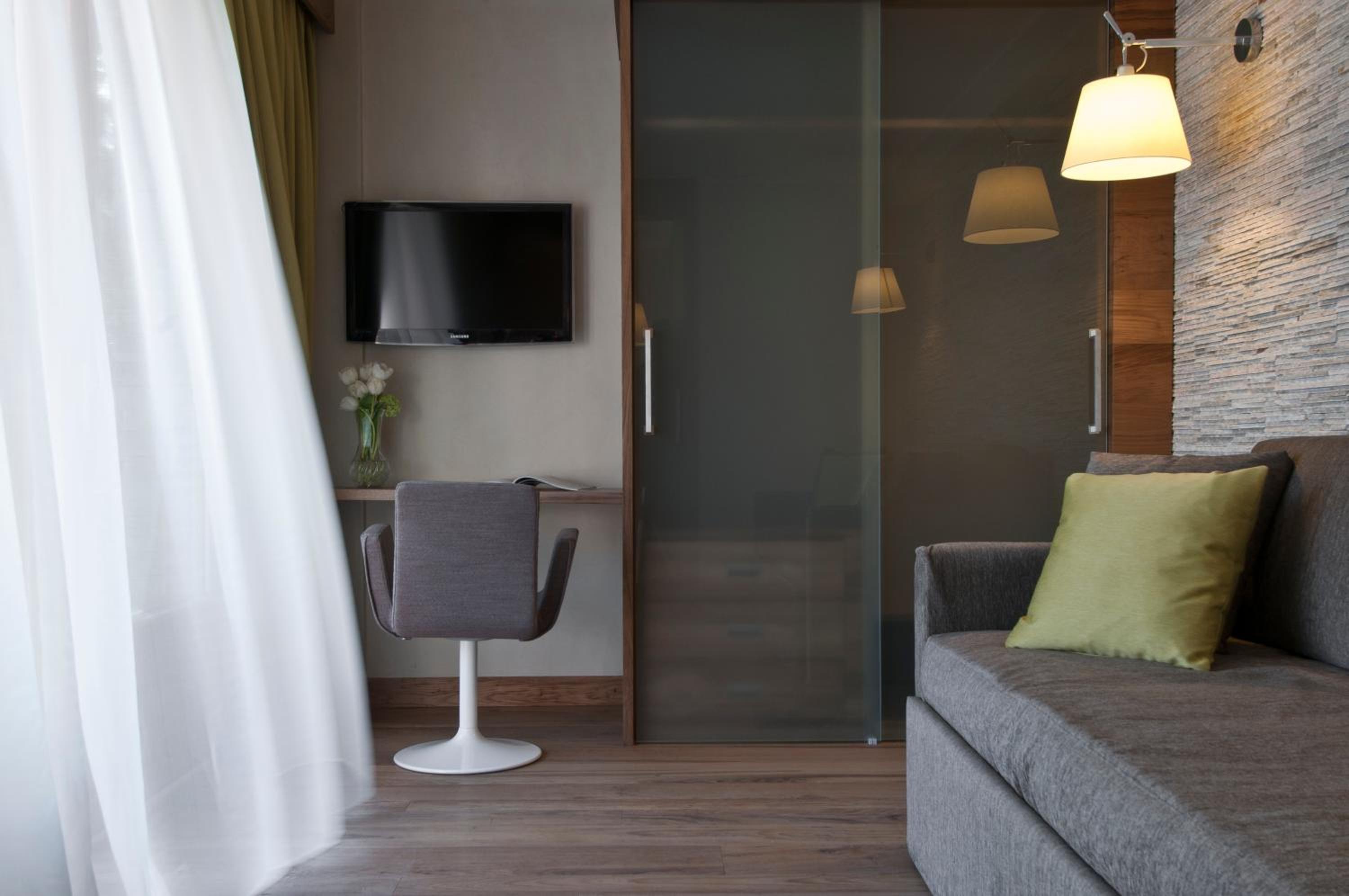 Exclusive Suite - Photo 14