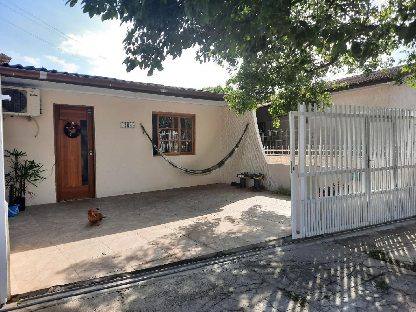 Three-Bedroom House photo 2