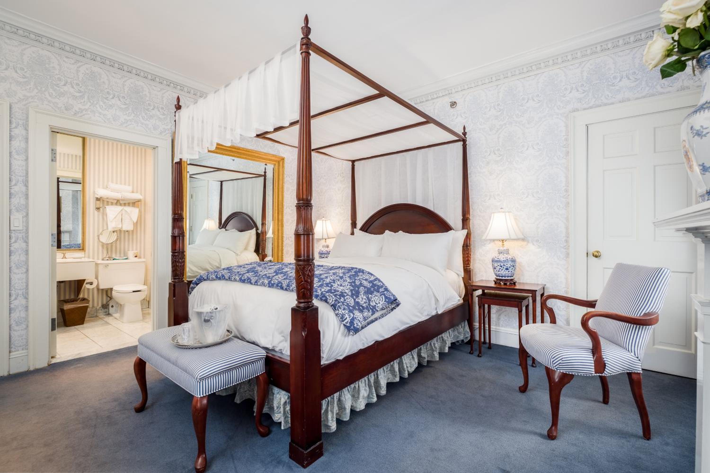 Deluxe Queen Room photo 3