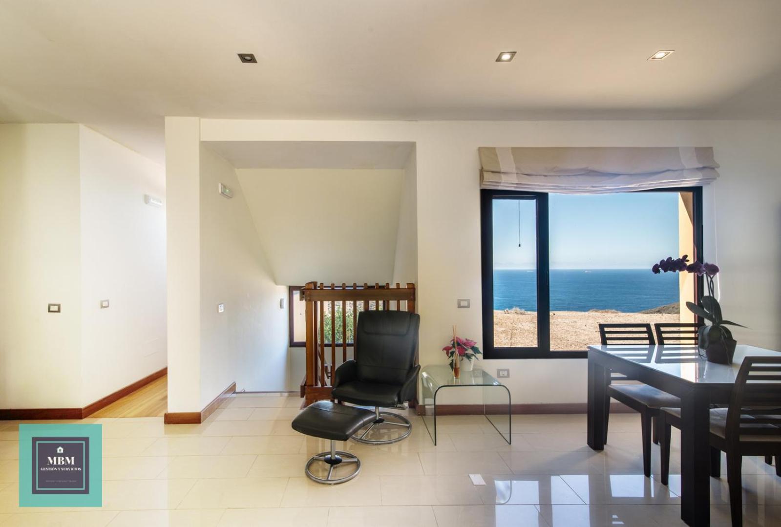 Casa de cuatro habitaciones