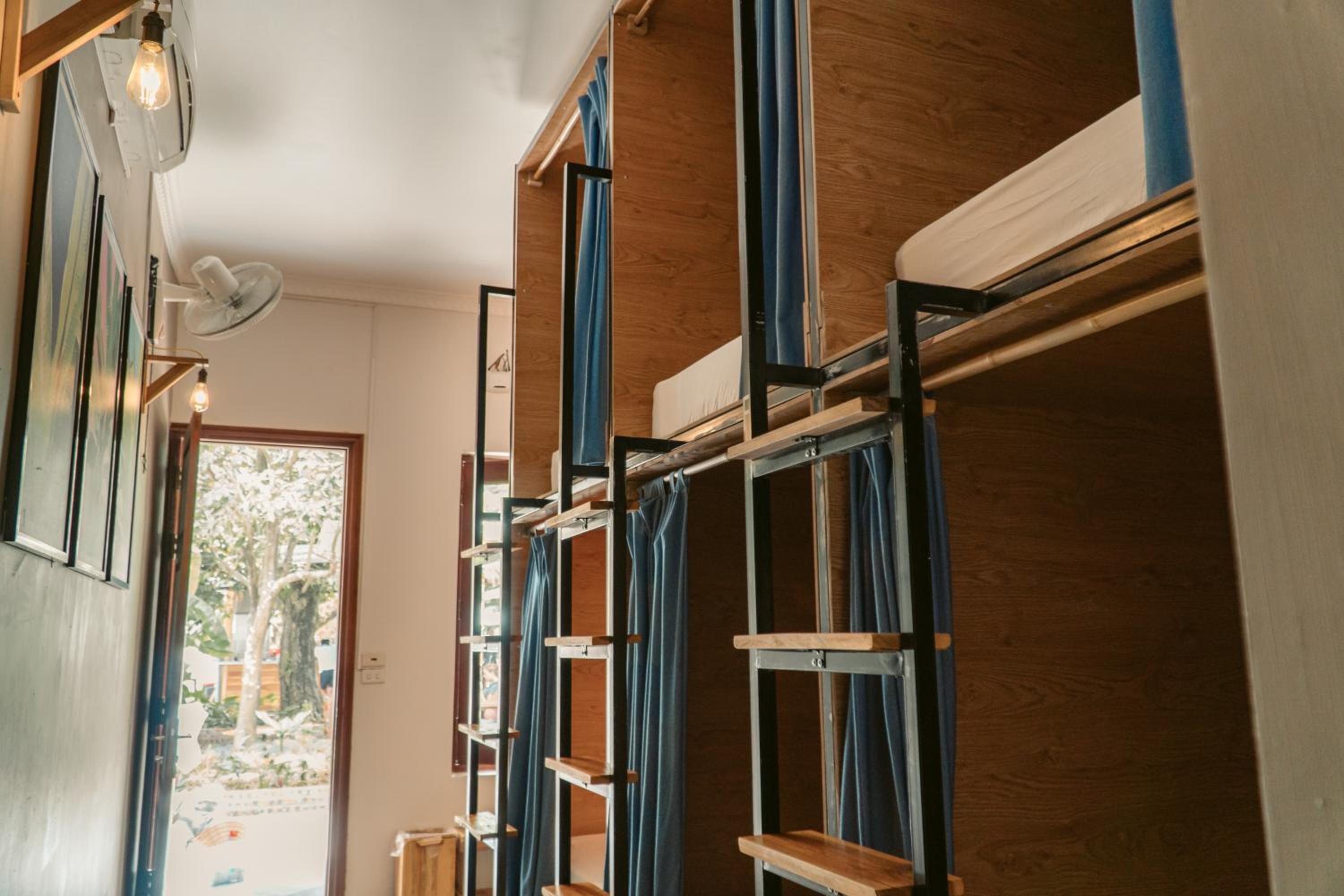 Bed in 6-Bed Mixed Dormitory Room photo 1