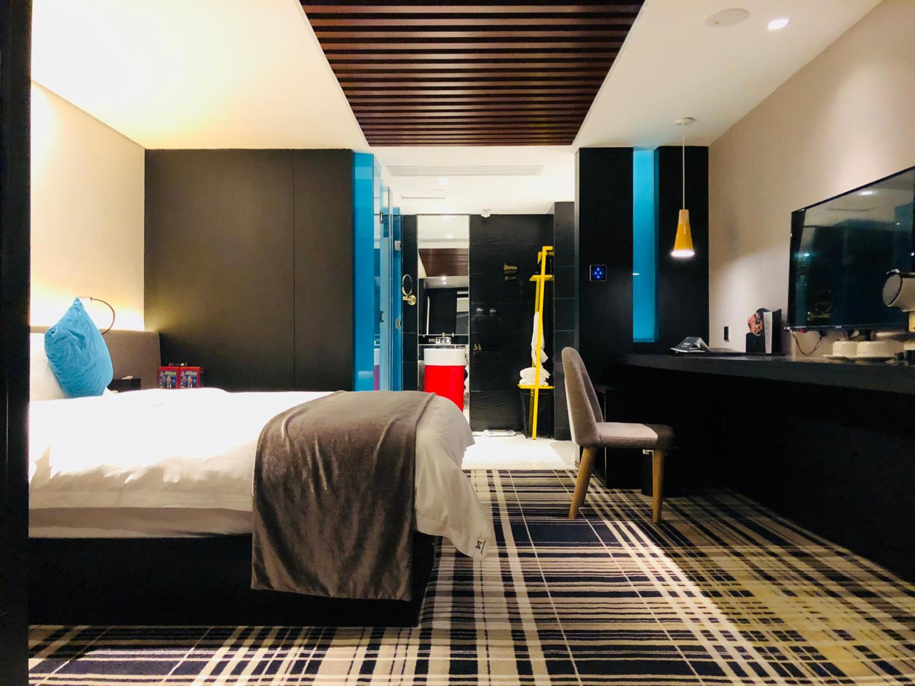 Executive Suite