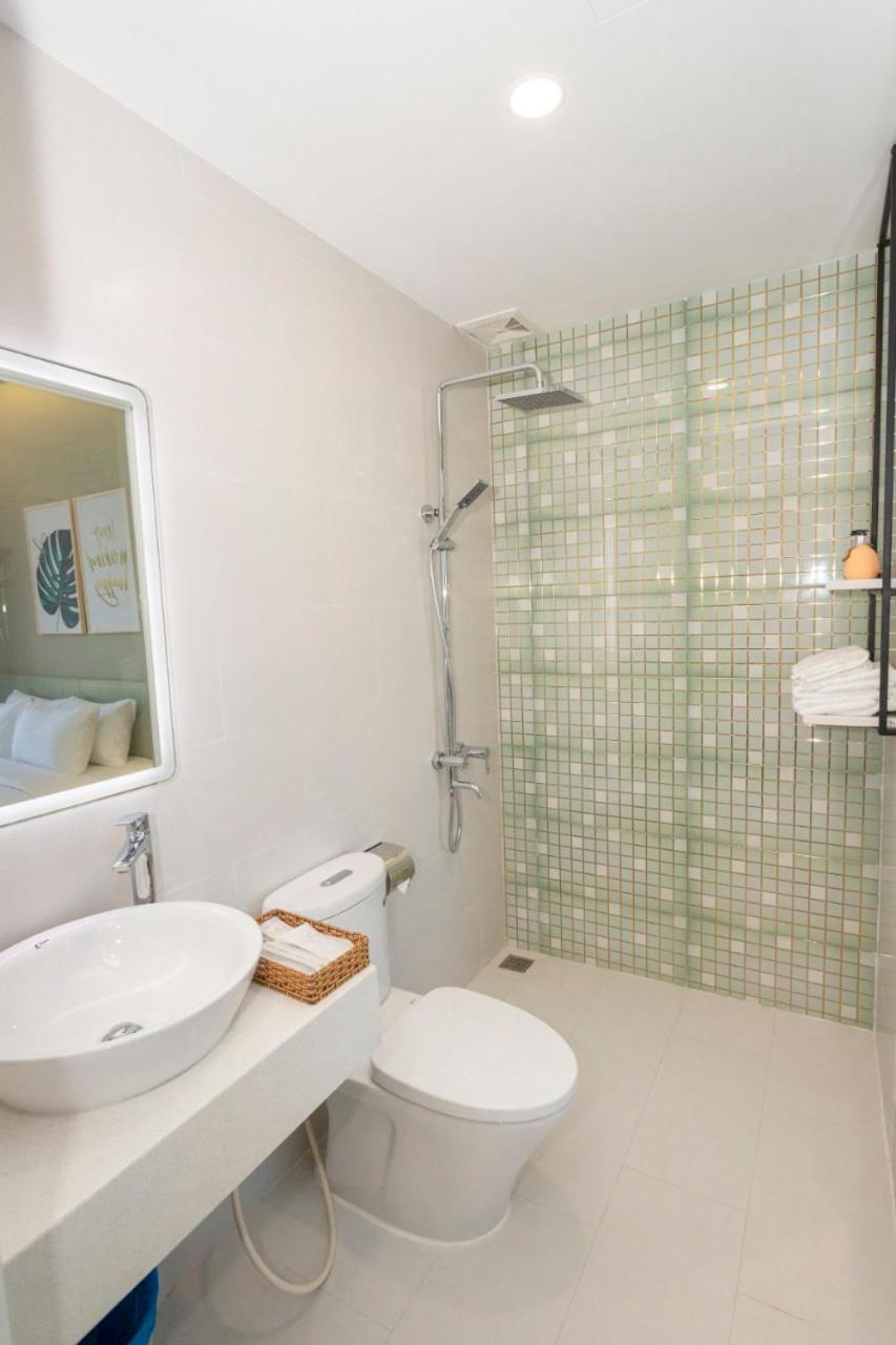Deluxe Double Room - Photo 7
