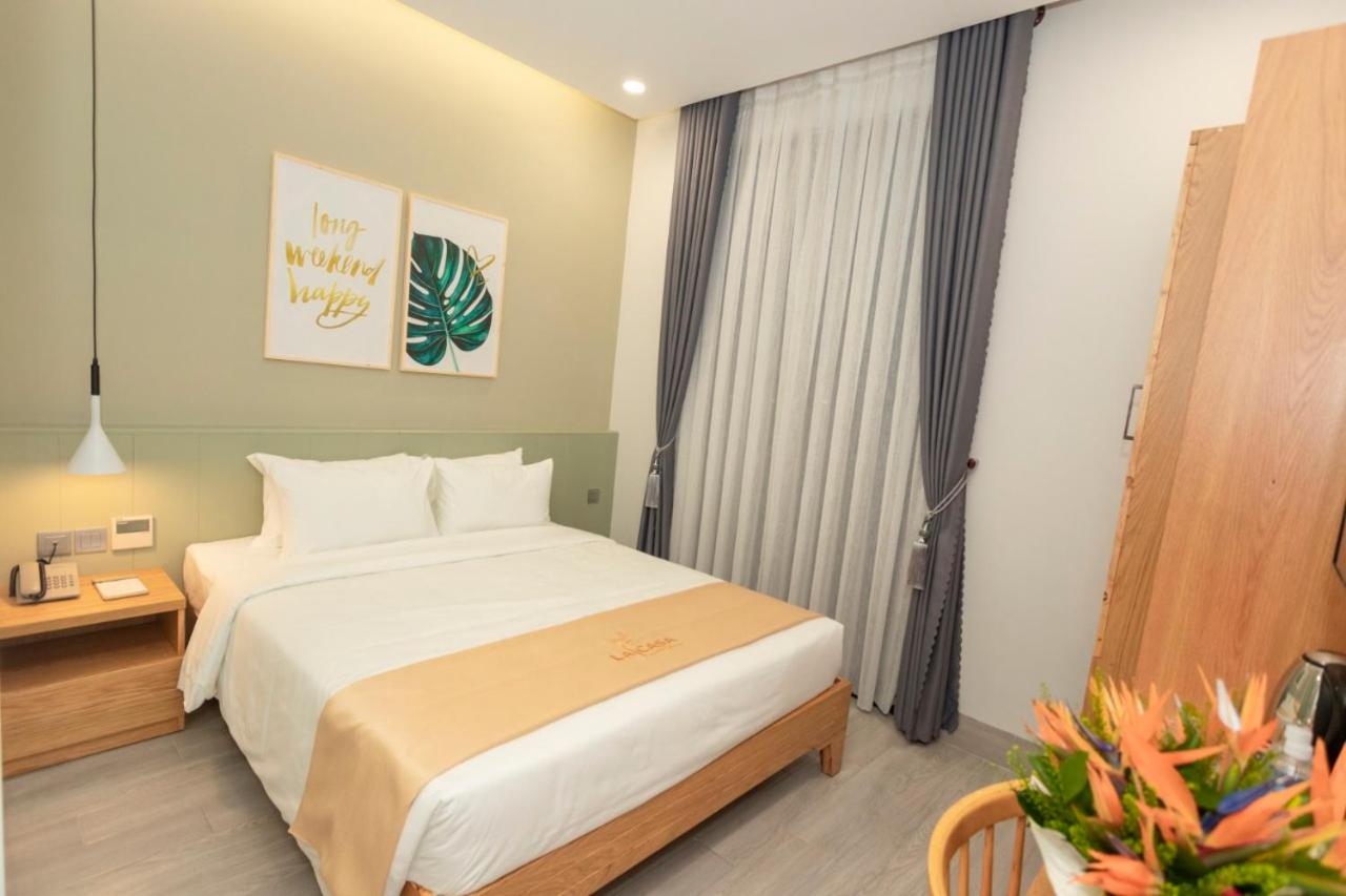 Deluxe Double Room - Photo 11