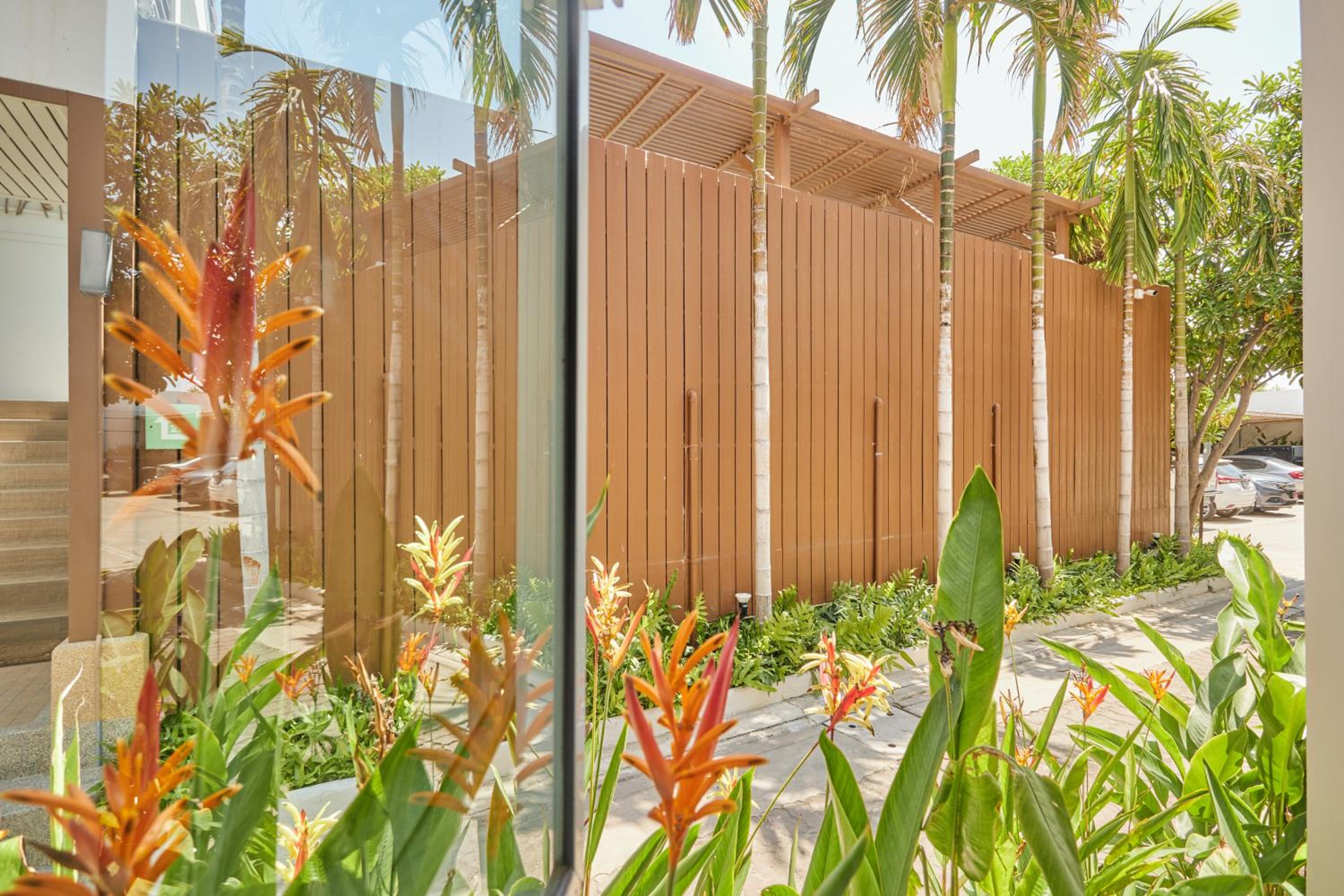 Three-Bedroom Villa - The Talay Villa - Photo 10