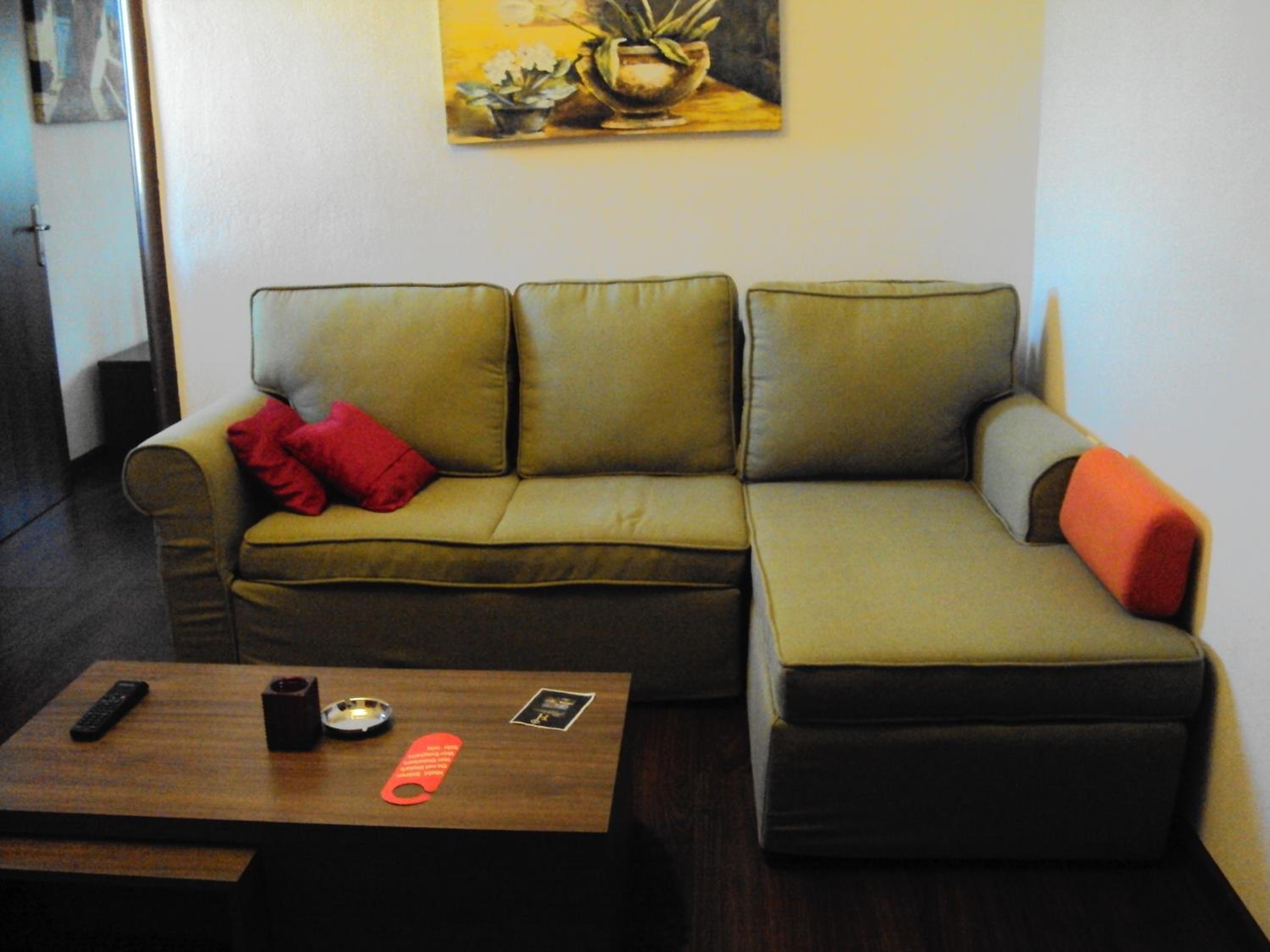 Junior Suite with Balcony - Photo 1