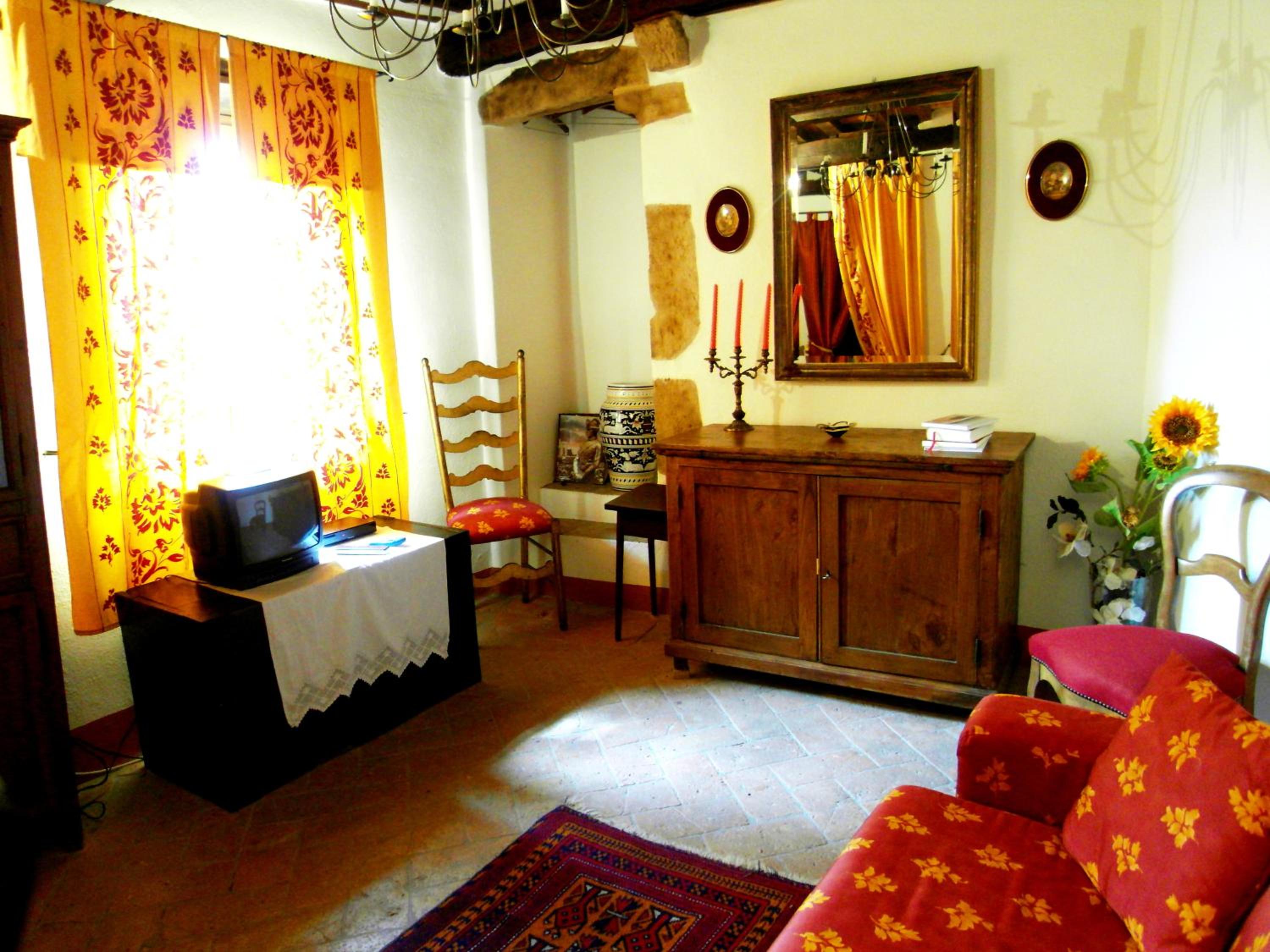 Apartment - Split Level - Photo 6