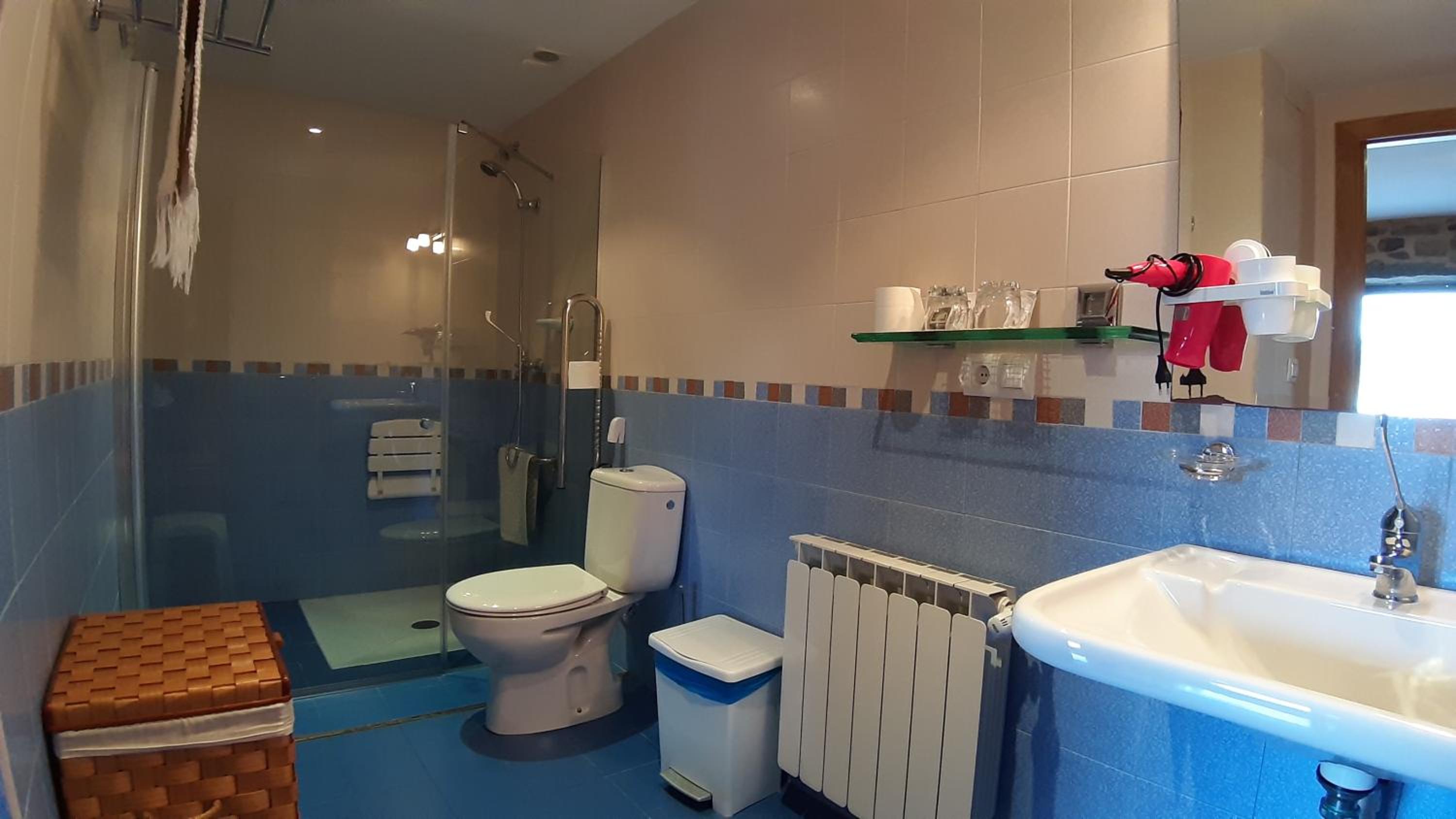 Double Room - Disability Access photo 2