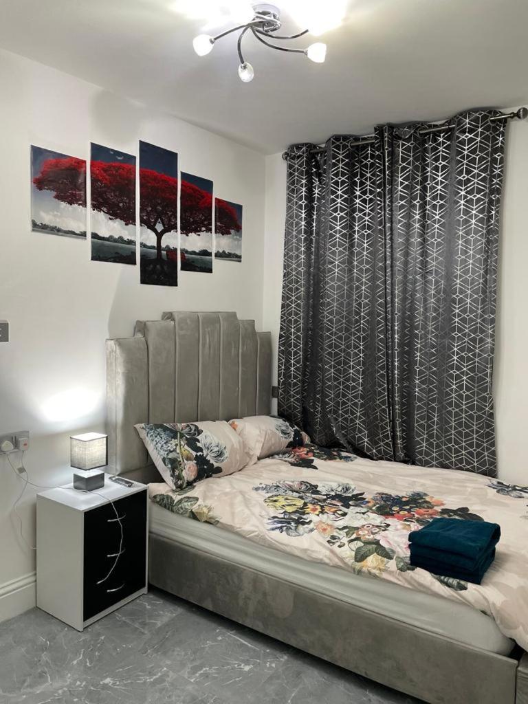 Three-Bedroom Apartment - Photo 15