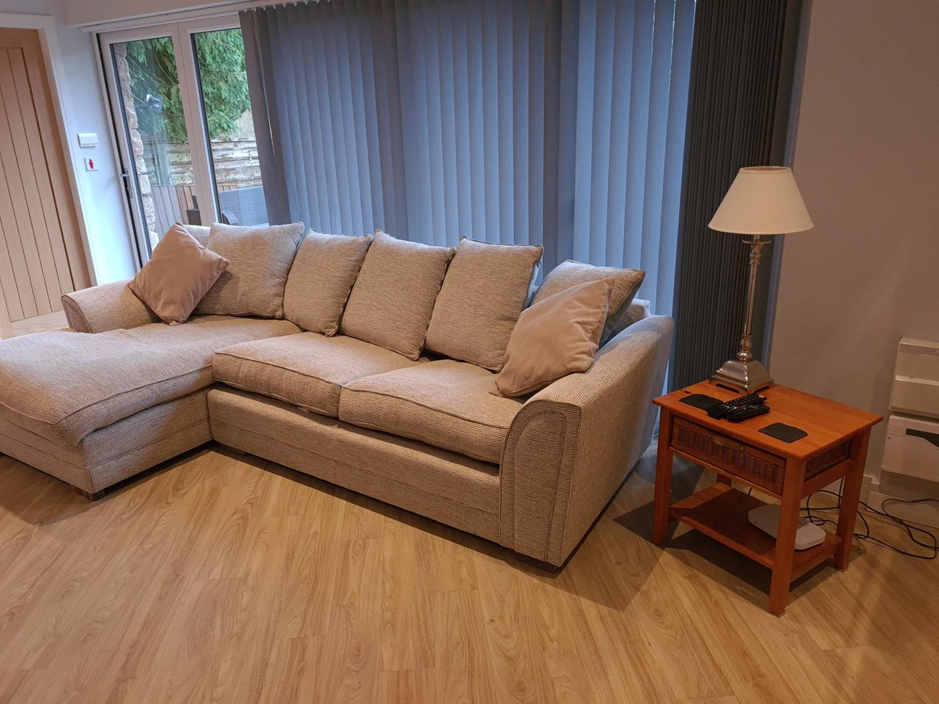 One-Bedroom Apartment - Photo 3