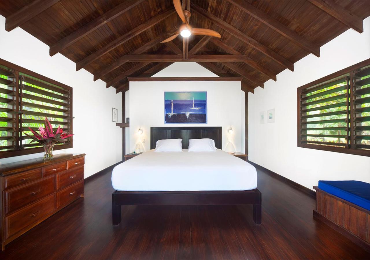 Oceanfront Suite photo 3
