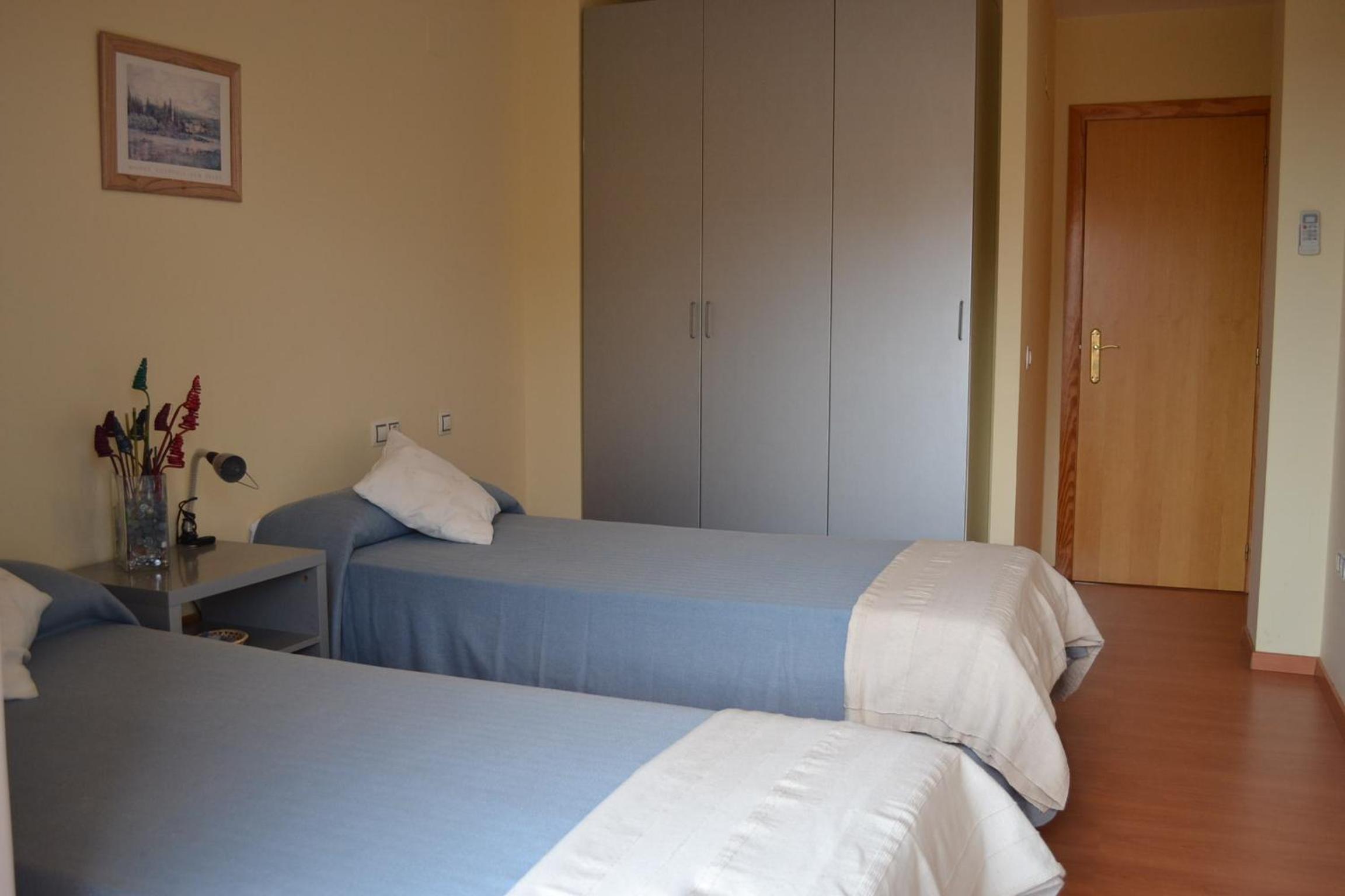 One-Bedroom Apartment (4 Adults) photo 3