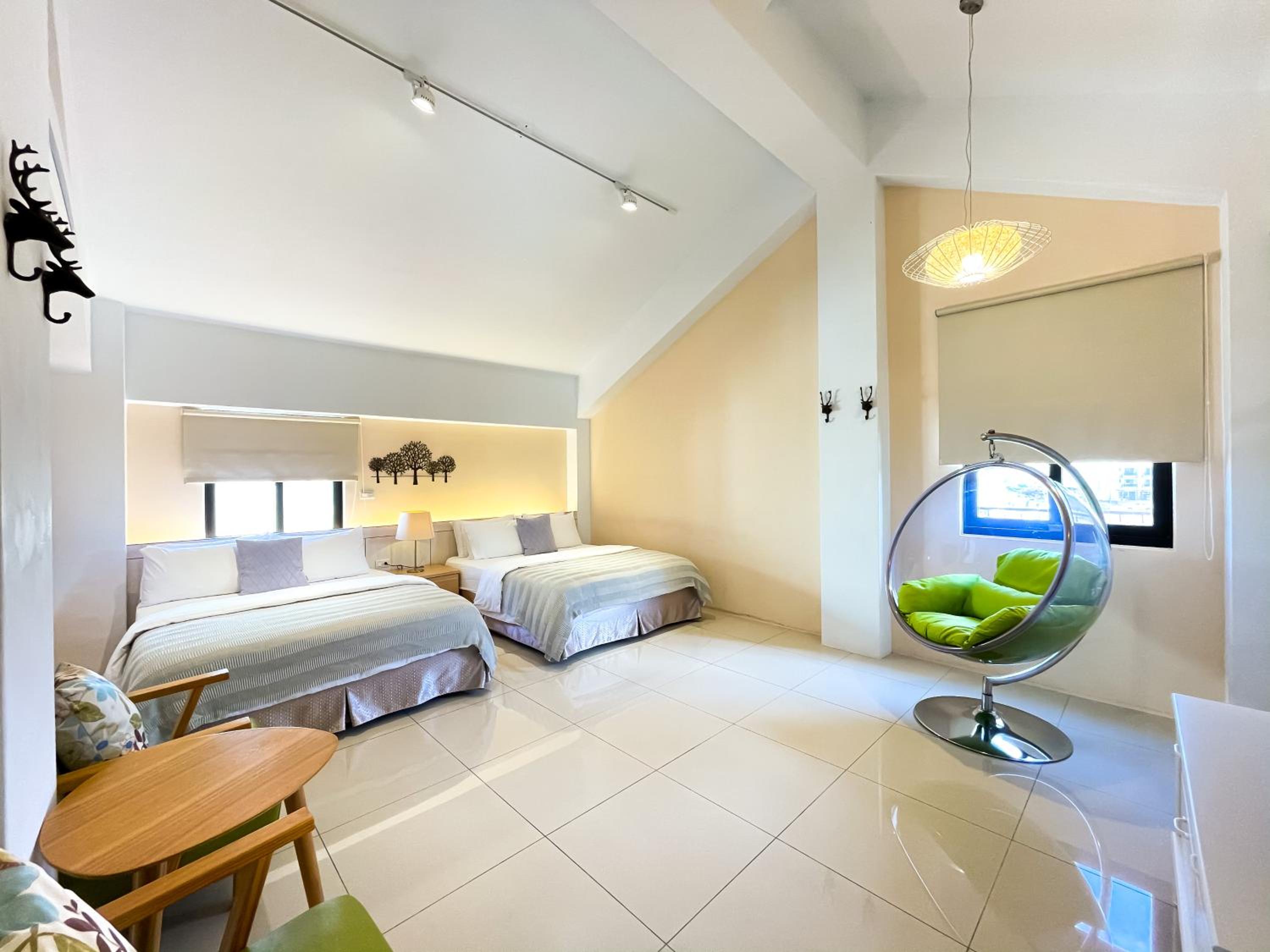 Classic Quadruple Room