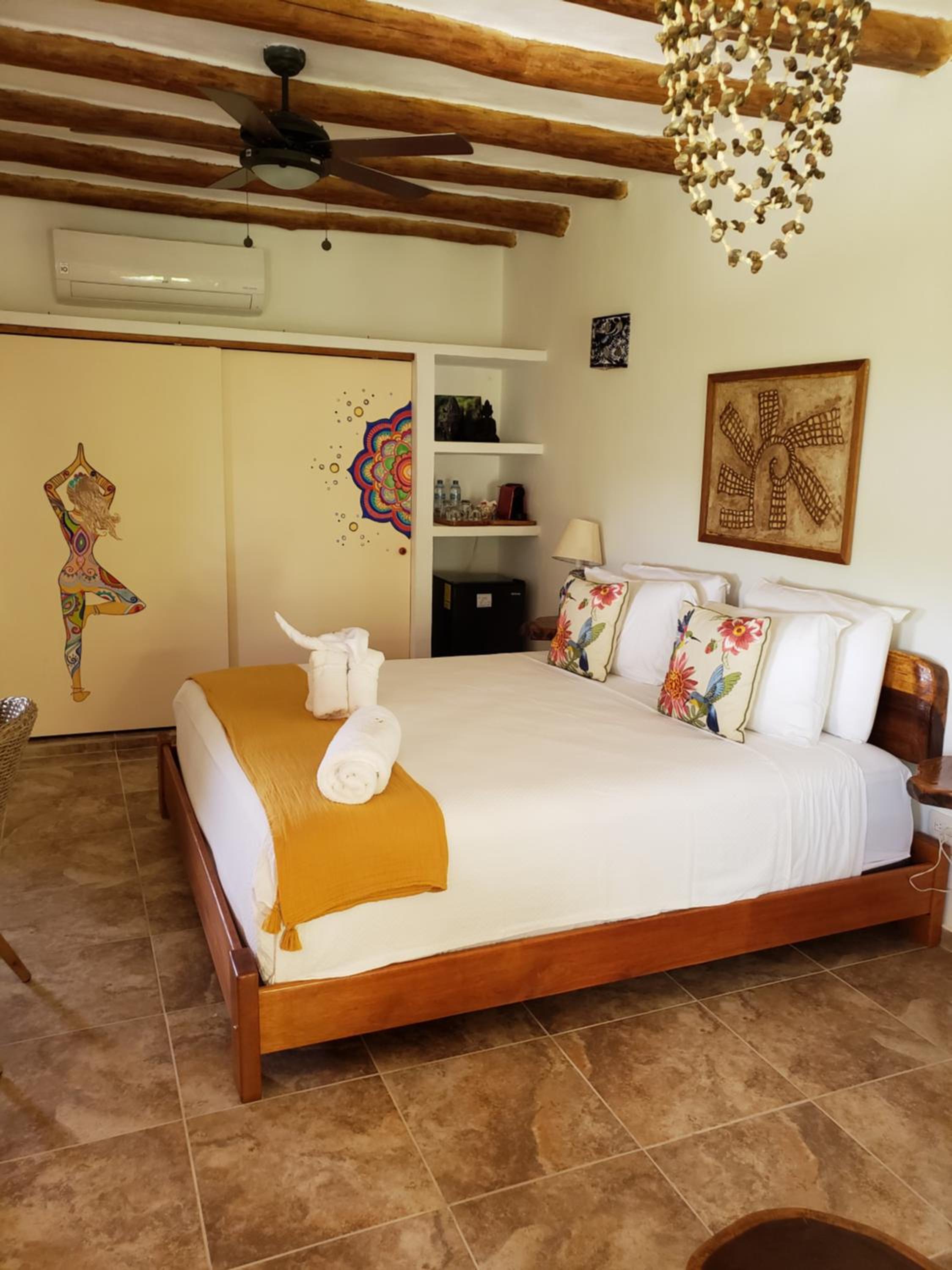 Superior King Suite - Photo 19