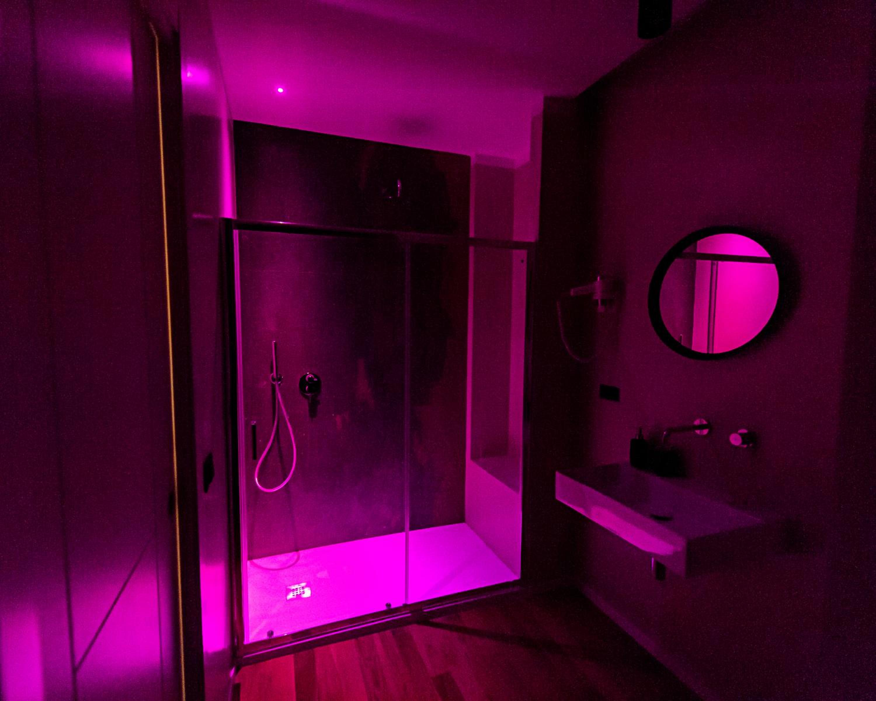 Deluxe Double Room - Photo 18