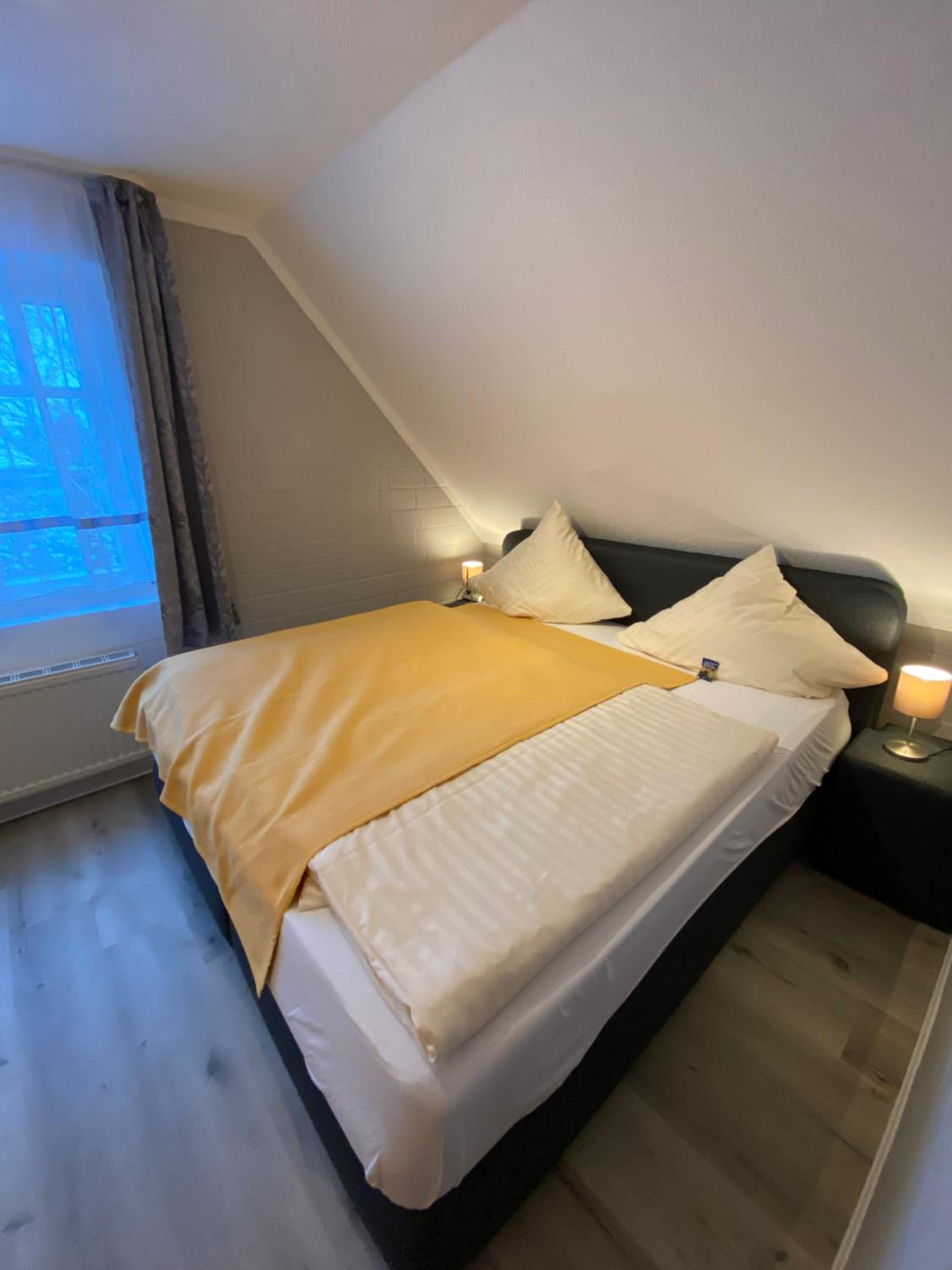 One-Bedroom Apartment with Balcony photo 2