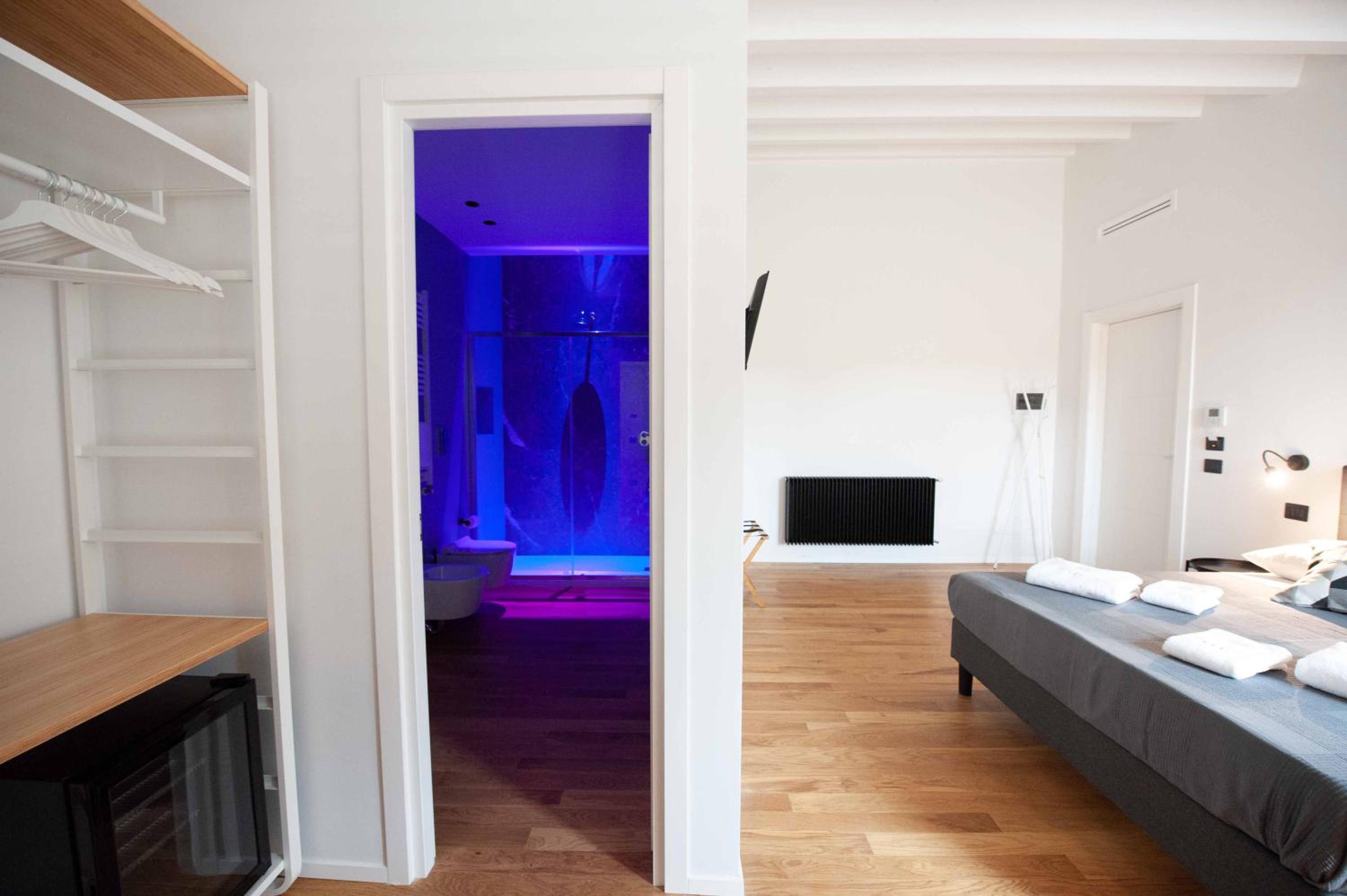 Double Room with Terrace - Photo 1