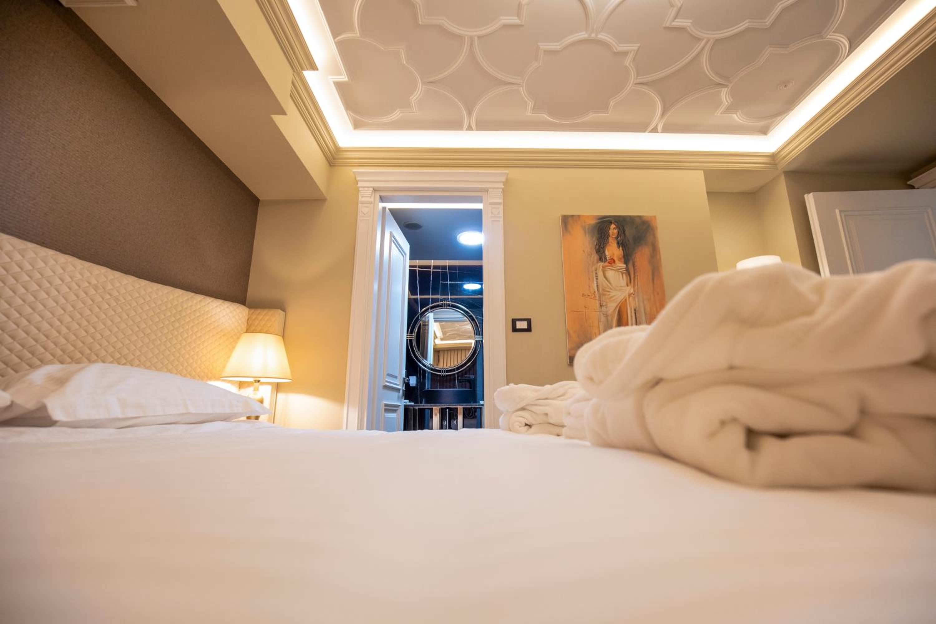 Deluxe Twin Room photo 3