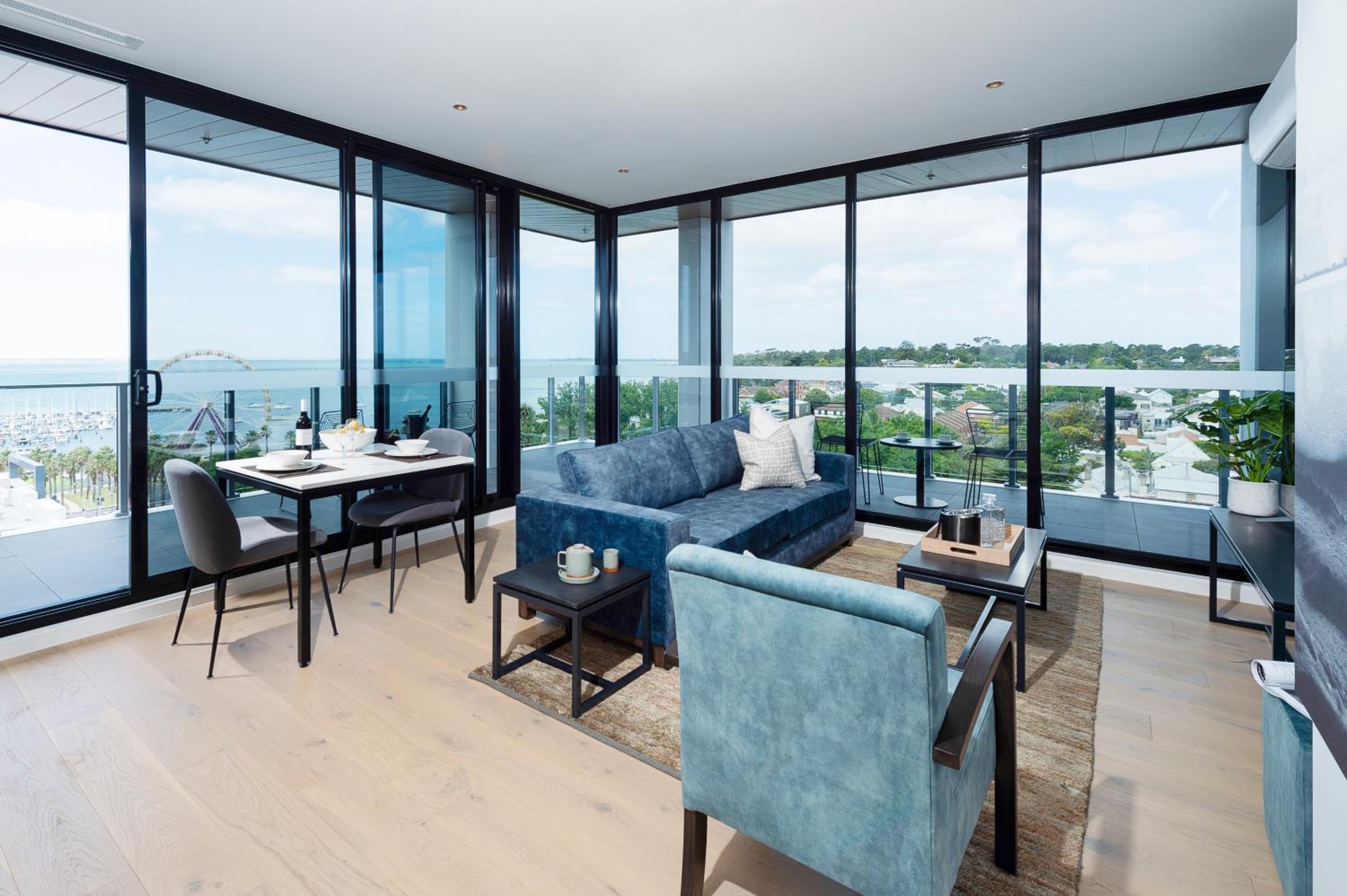 One-Bedroom Apartment with Ocean View - Photo 1