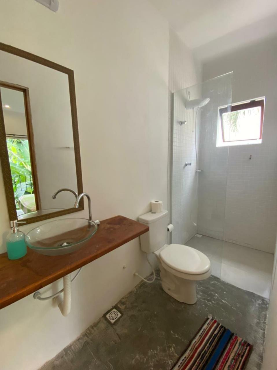 Deluxe Queen Suite - Photo 5