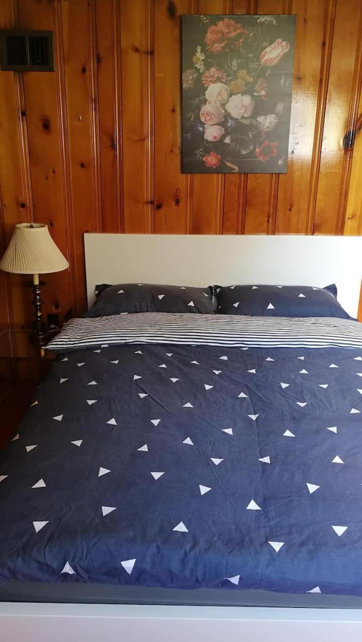 Double Room with Shared Bathroom photo 1