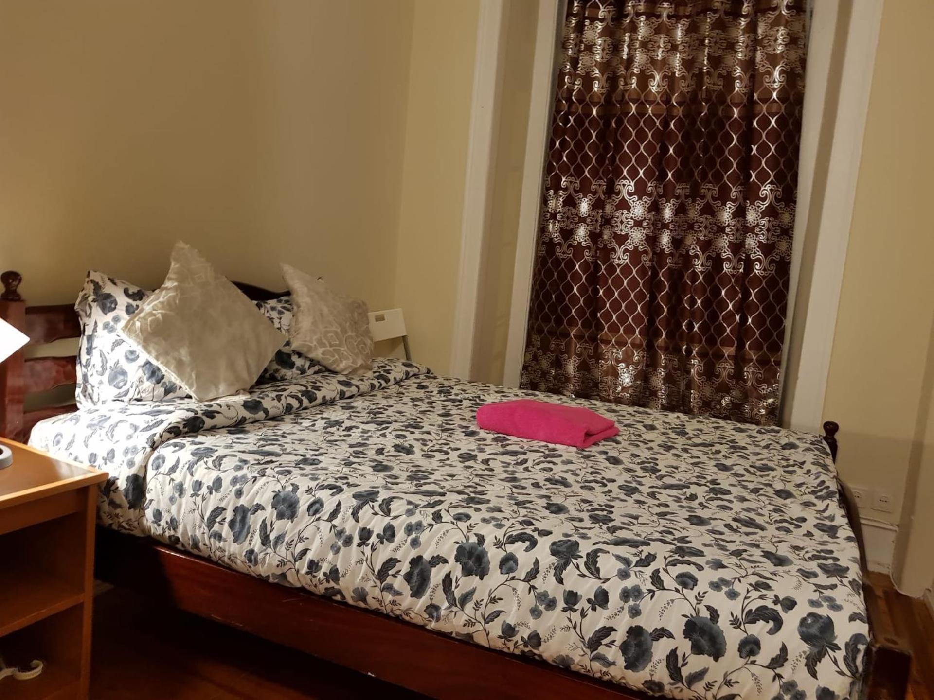 Double Room with Balcony - Photo 13