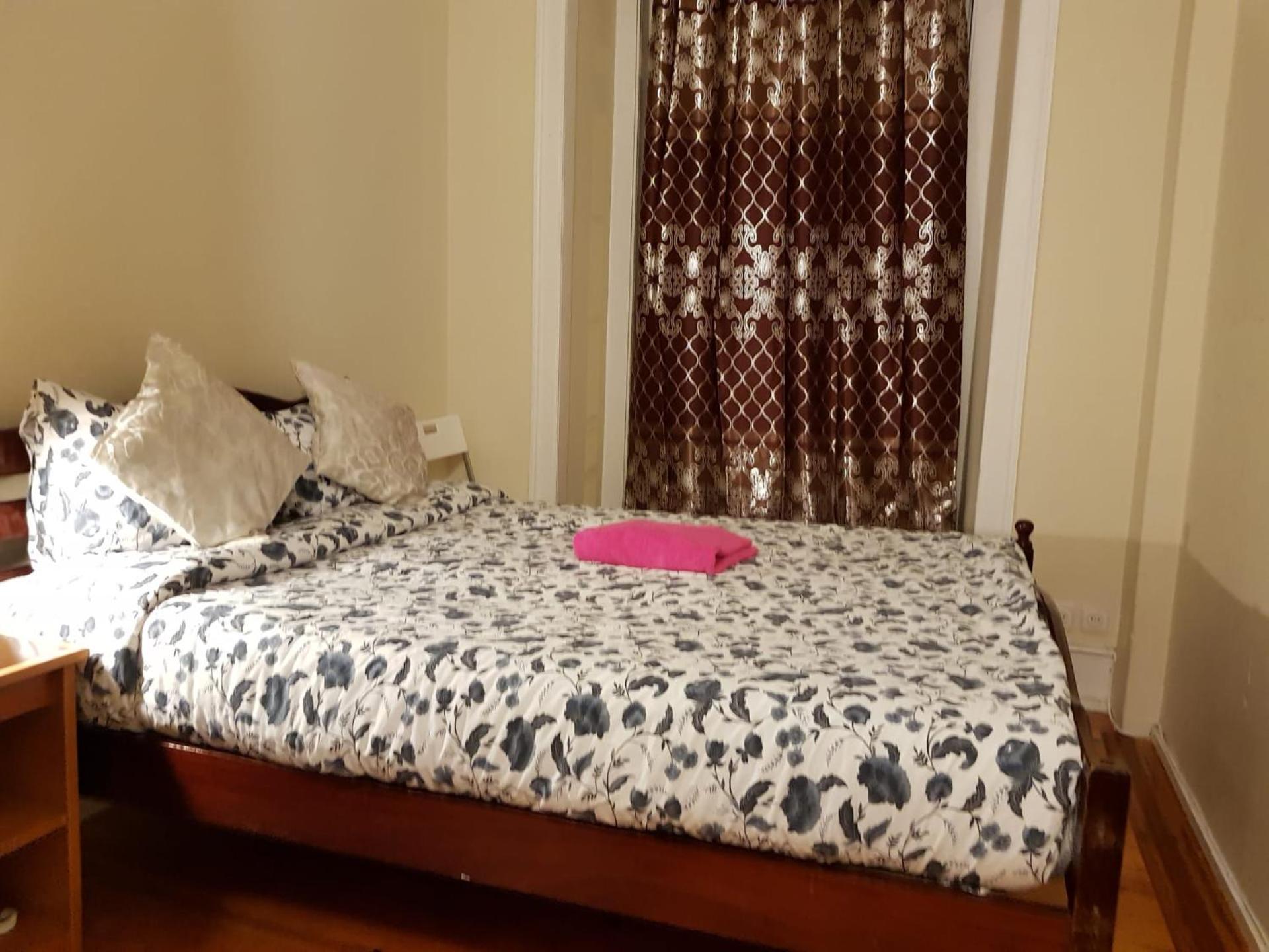 Double Room with Balcony - Photo 3