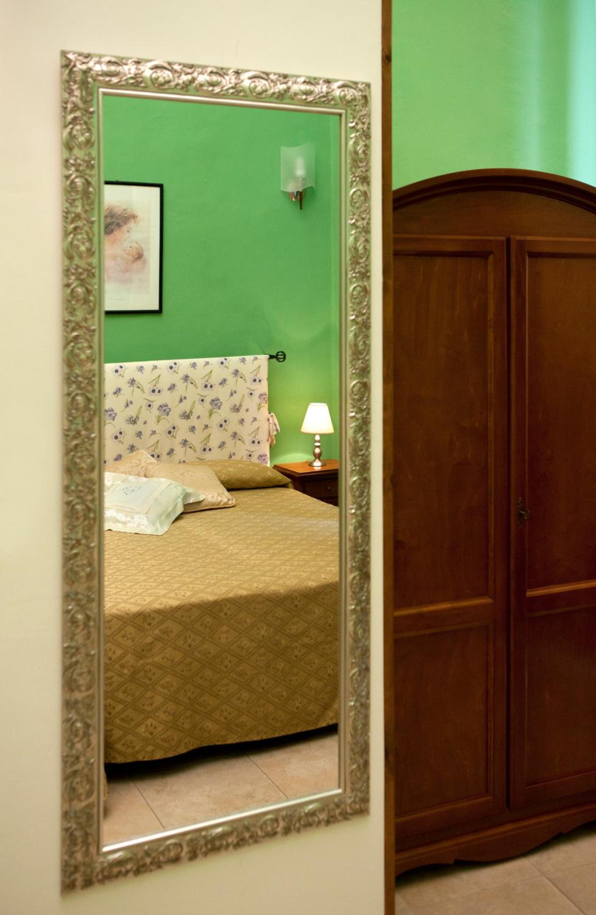 Double or Twin Room with Beach Package photo 3