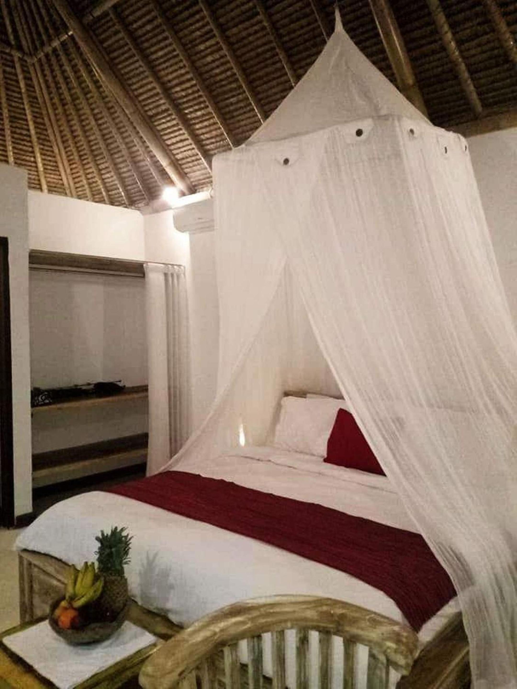 Villa with Private Pool - Photo 20