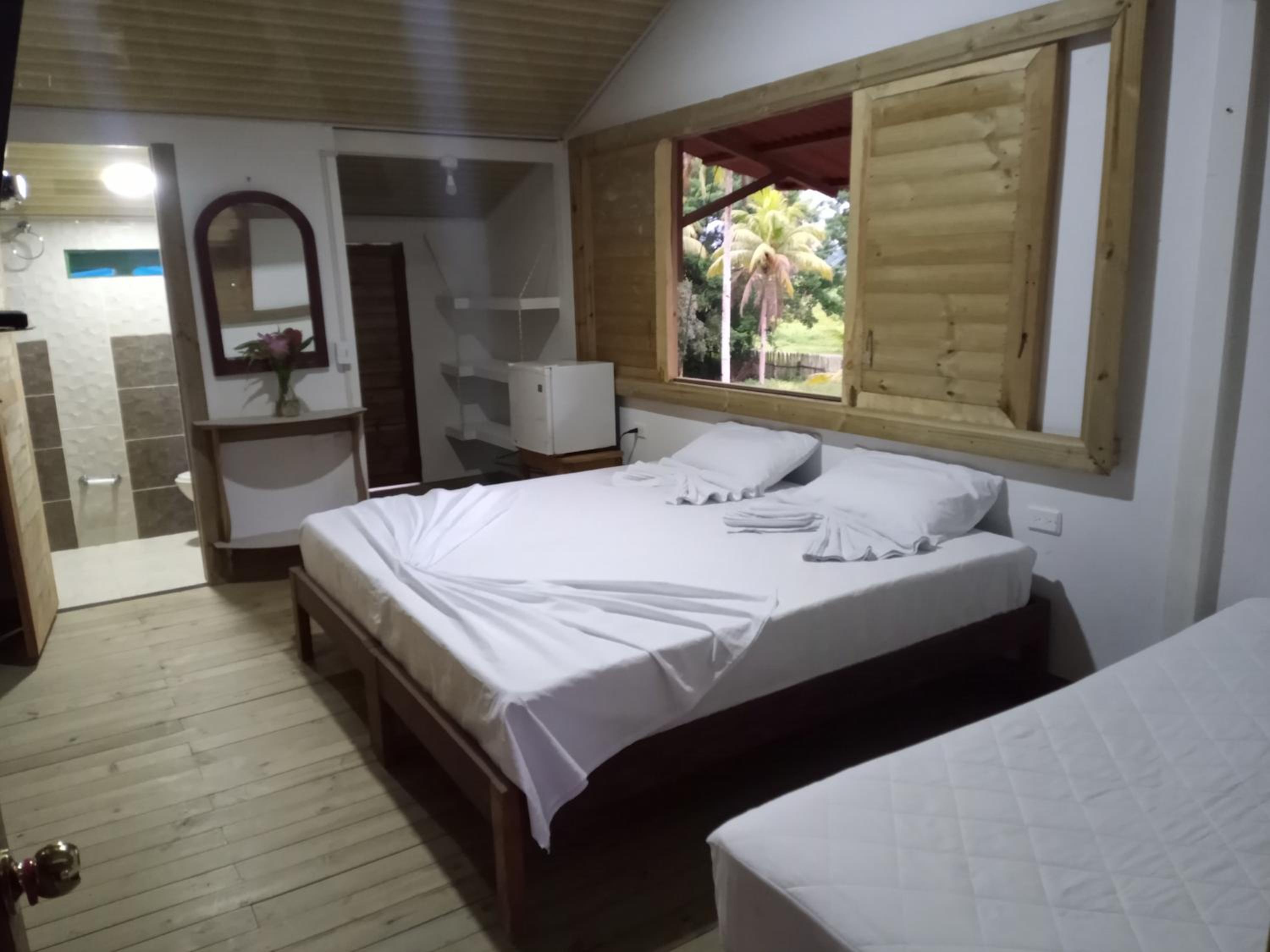 Comfort Triple Room with Shower photo 3
