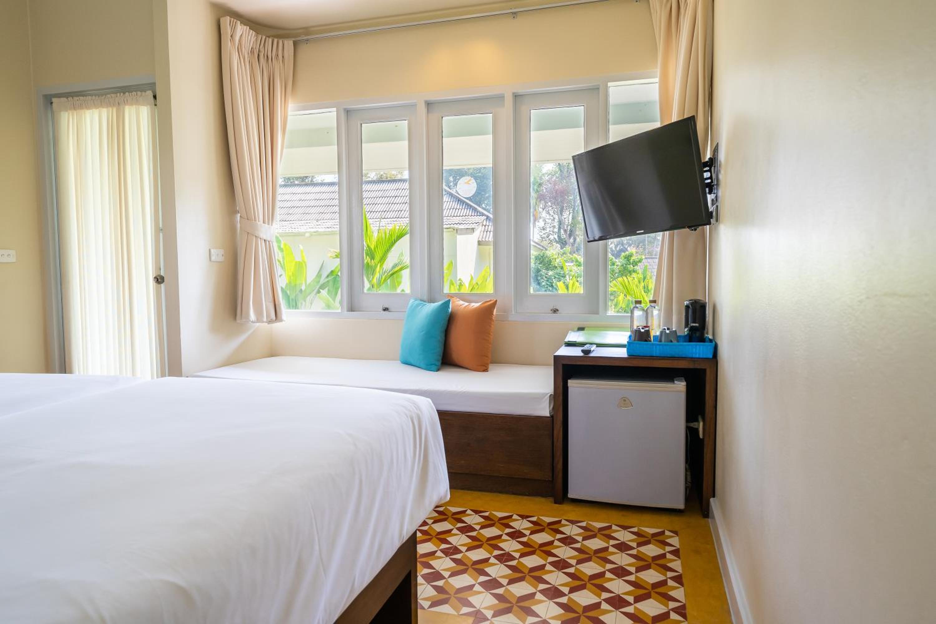 Deluxe Room Double or Twin  - Photo 2
