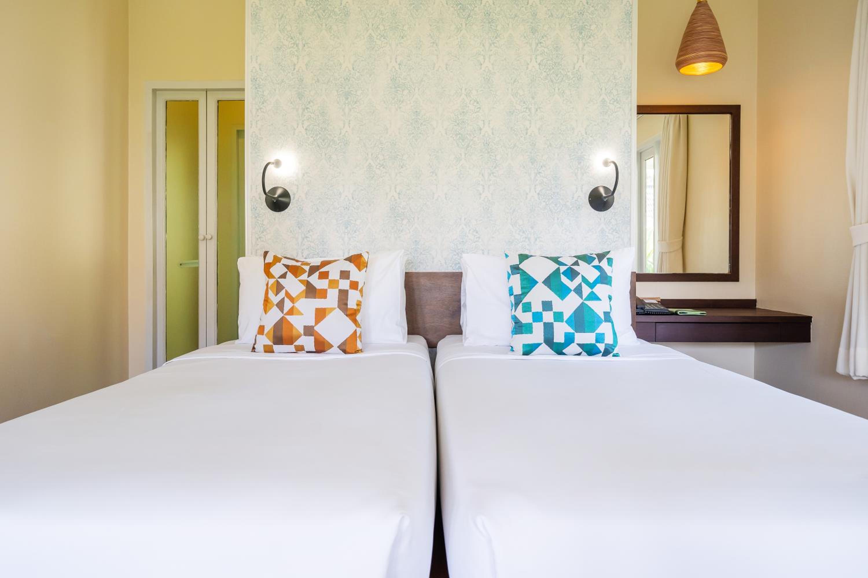 Deluxe Room Double or Twin  - Photo 6
