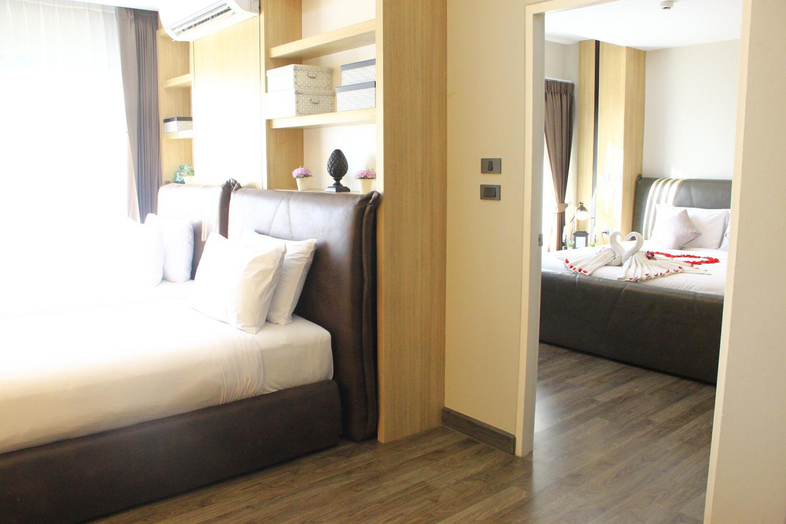 One-Bedroom Apartment - Photo 3