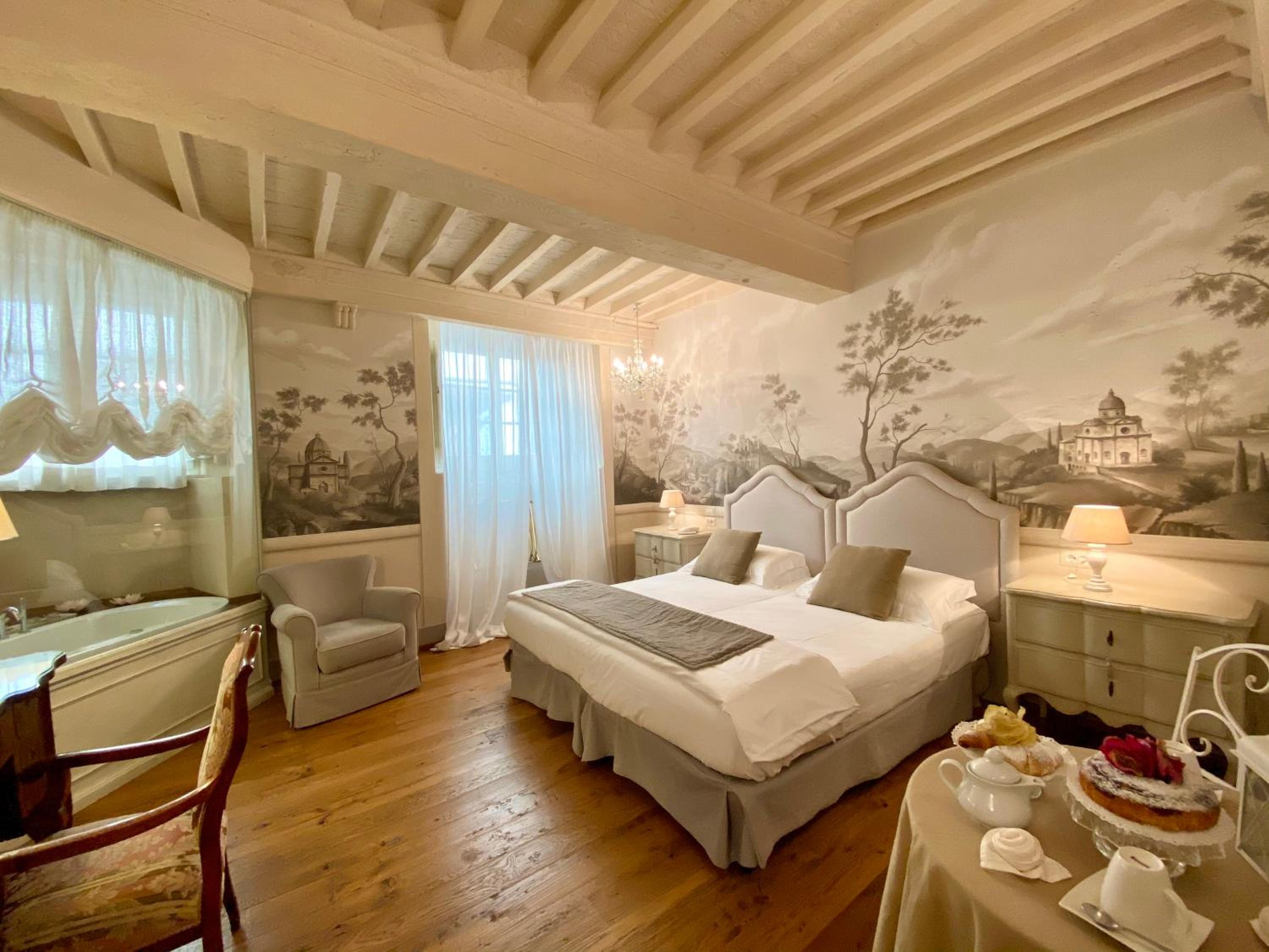 Suite photo 1